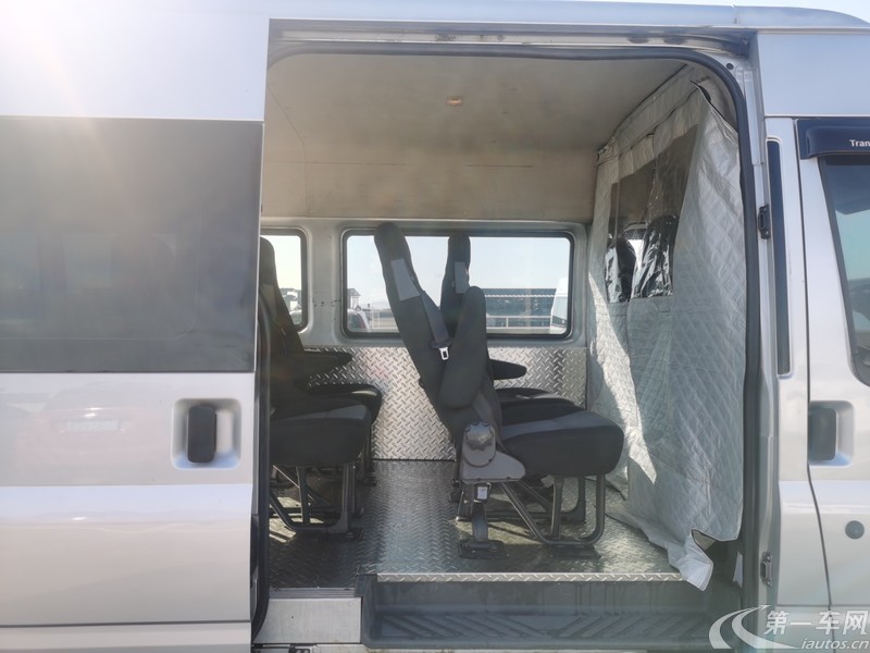 Ford New Transit 2014 #9 Ford New Transit 2014 car image #9