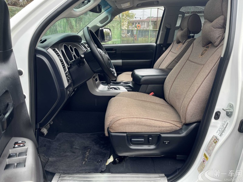 Toyota Tundra 2014 immagine di auto #9