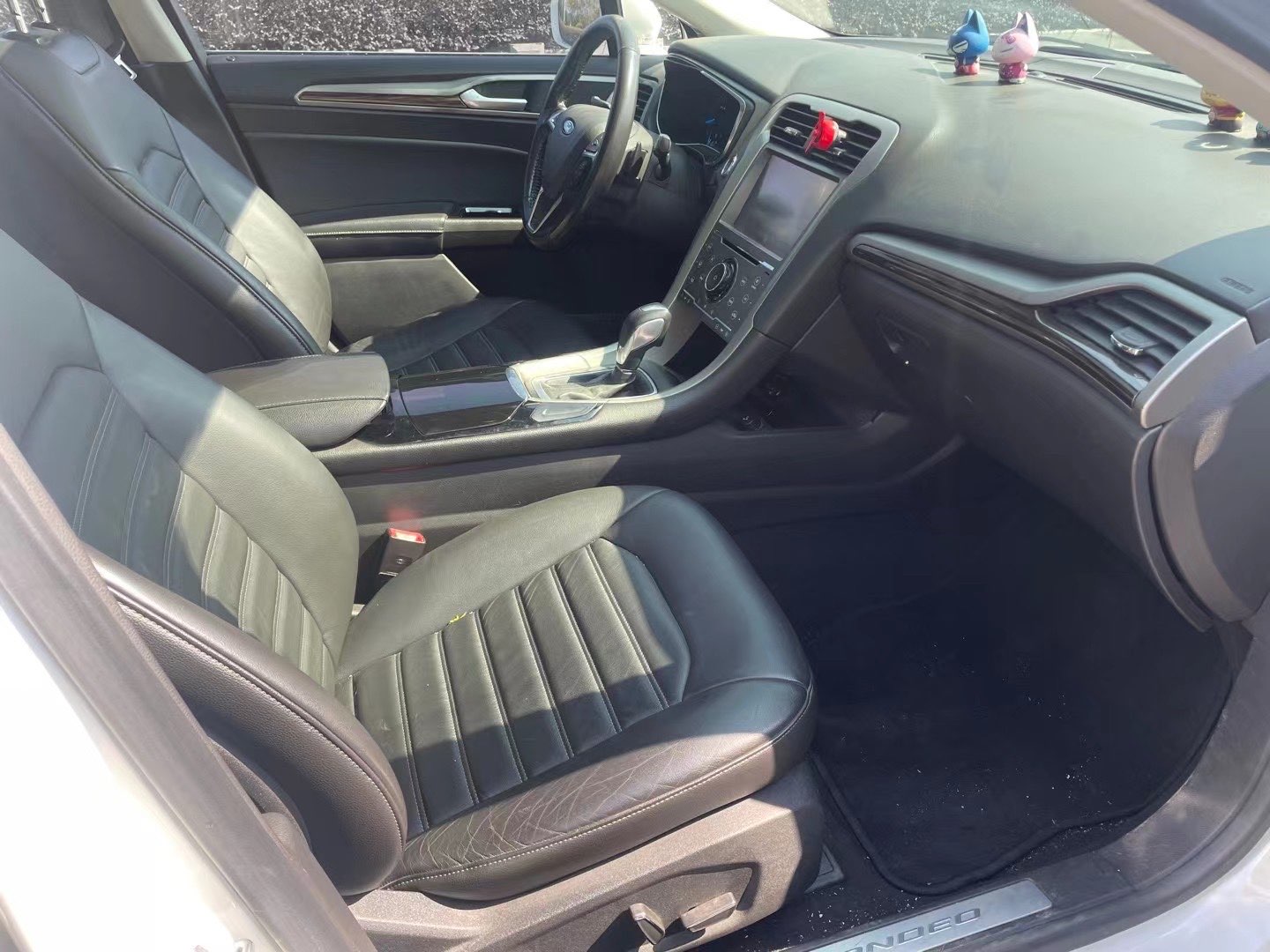 Ford Zhisheng 2014 #9 Ford Zhisheng 2014 car image #9