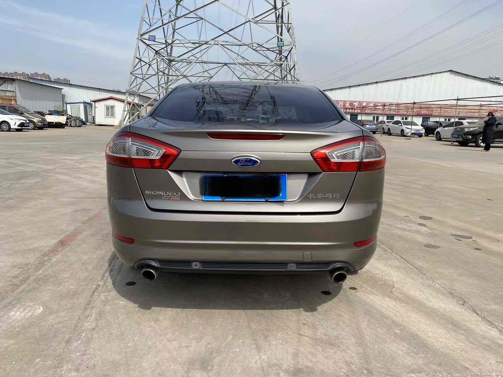 Ford Zhisheng 2013 #9 Ford Zhisheng 2013 car image #9