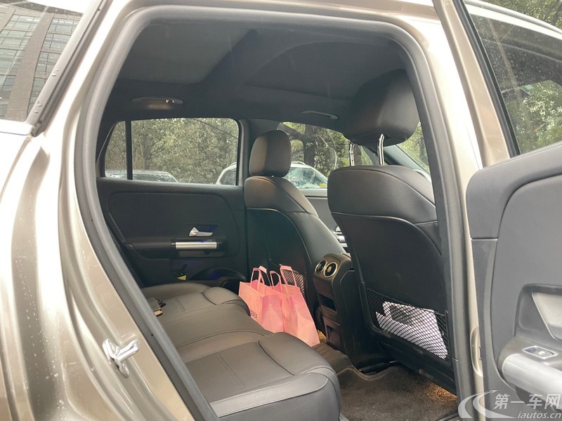 Mercedes-Benz EQA Class 2022 immagine di auto #9