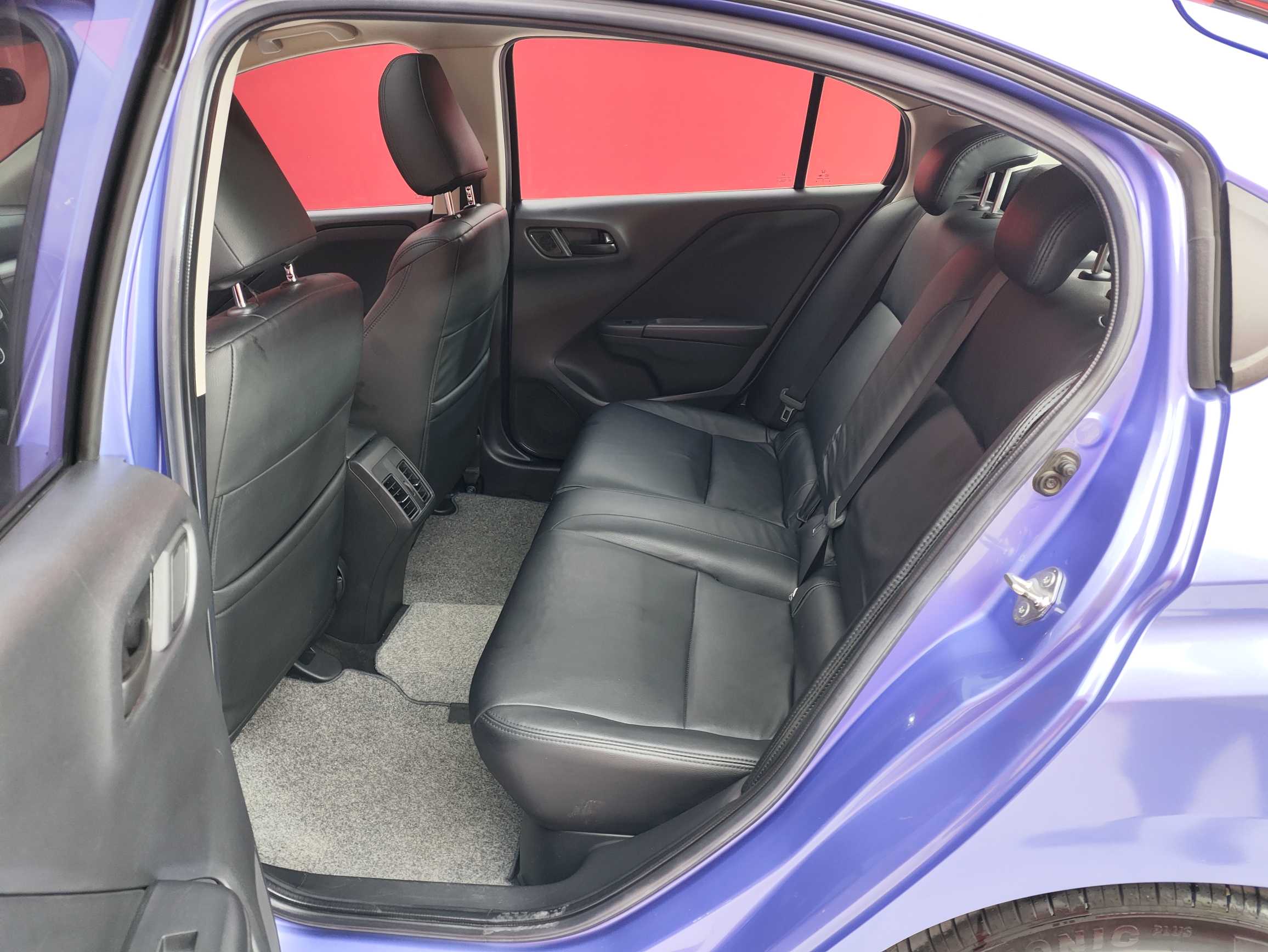 Honda Gienia 2018 car image #9