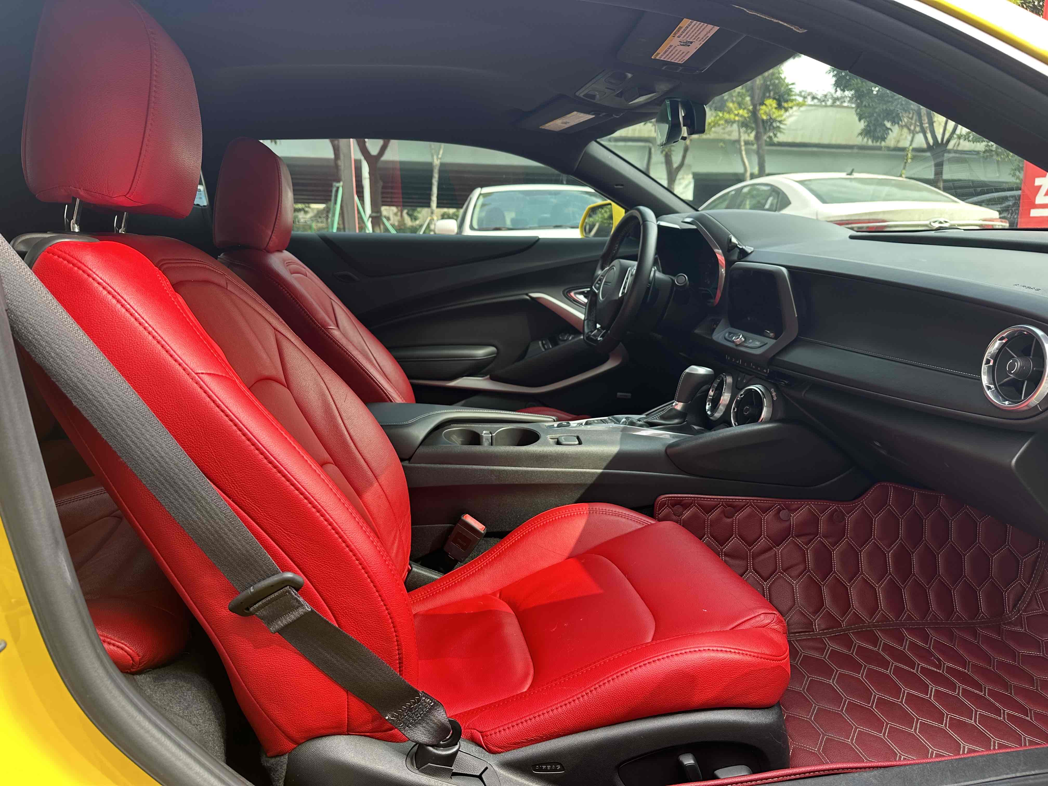 Chevrolet Camaro 2018 imagem de carro #9