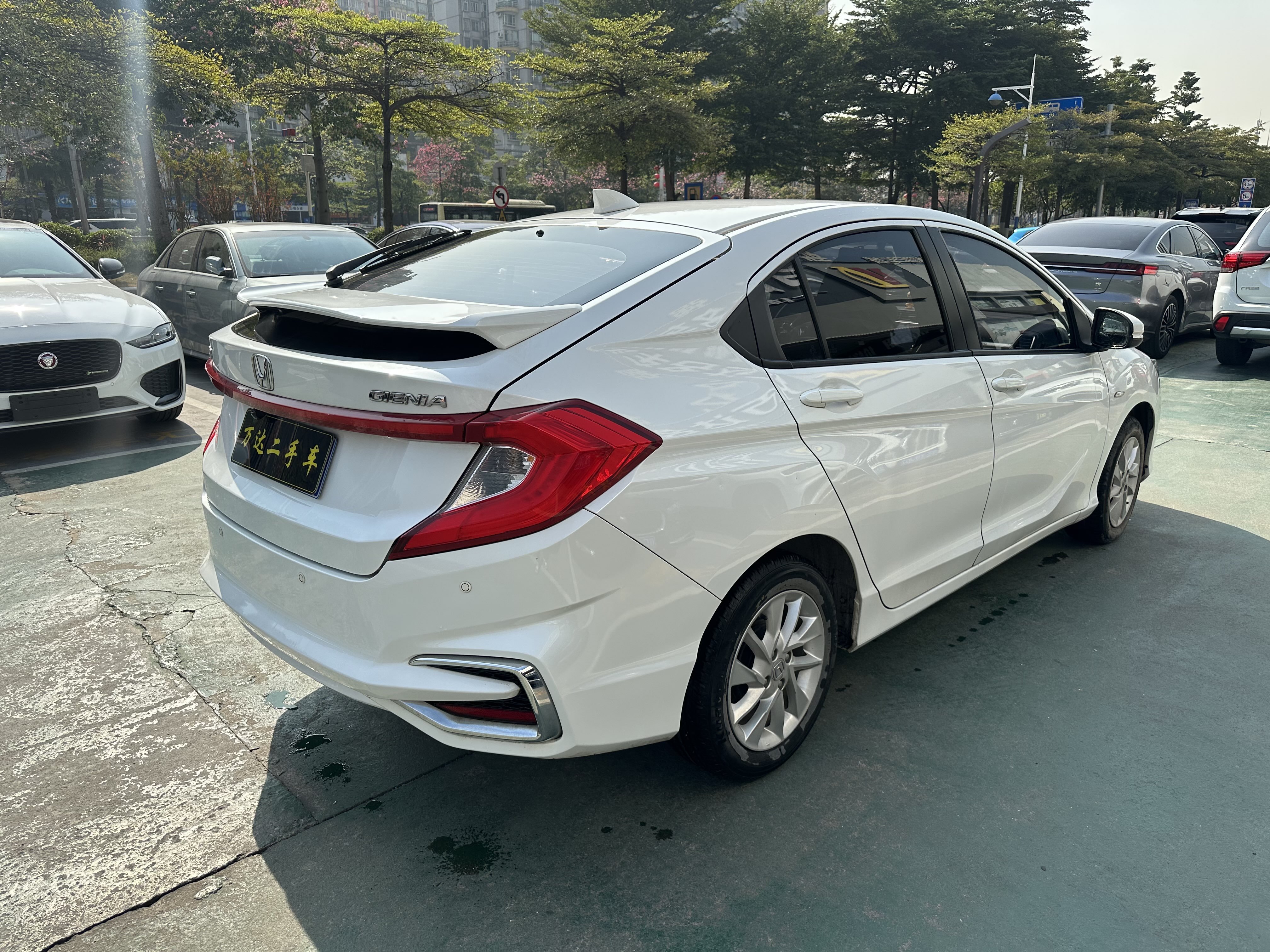 Honda Gienia 2019 car image #9