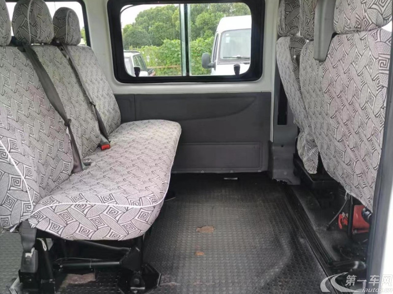 Ford New Transit 2013 car image #9