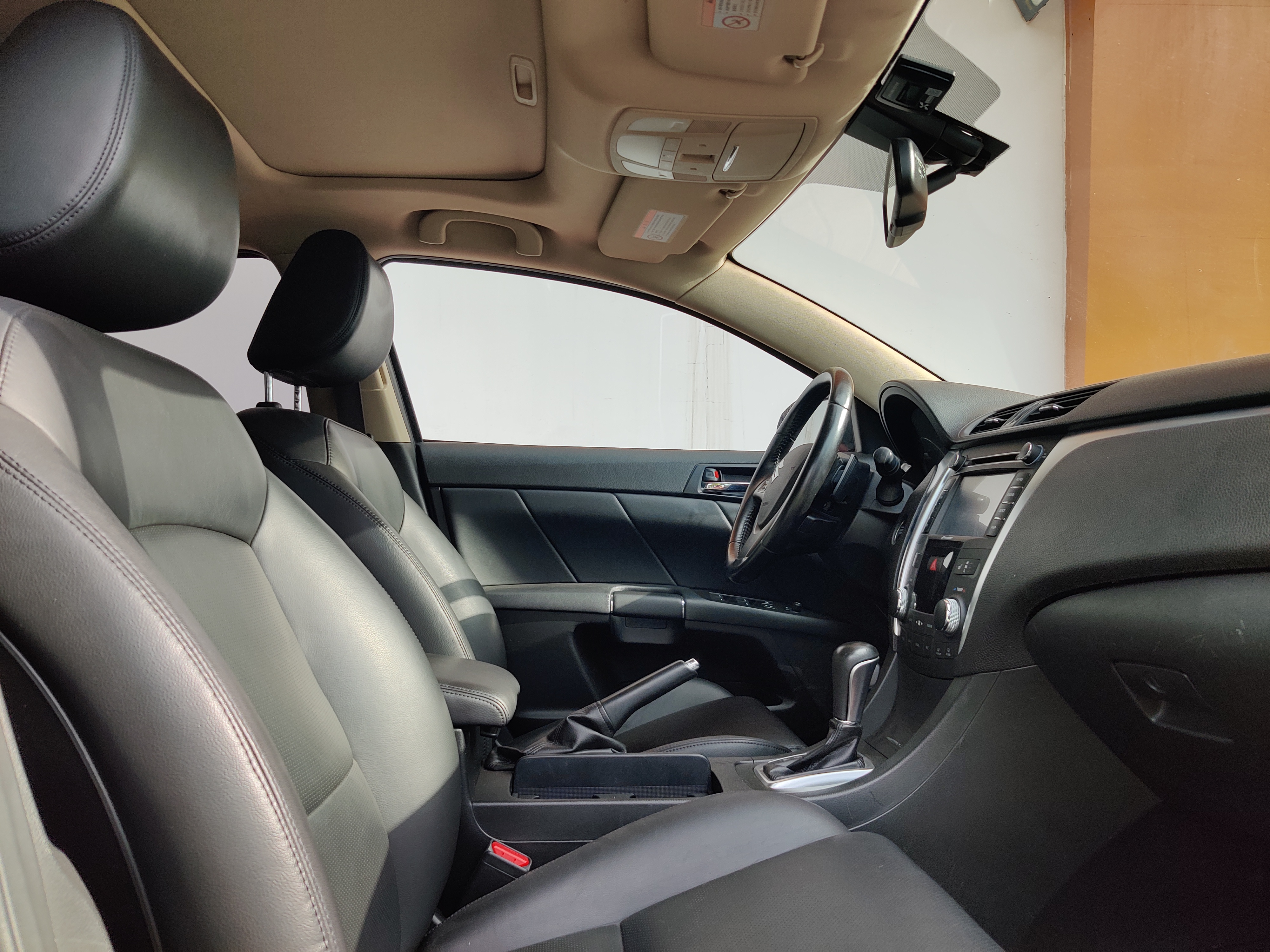 Suzuki Kizashi 2010 immagine di auto #9