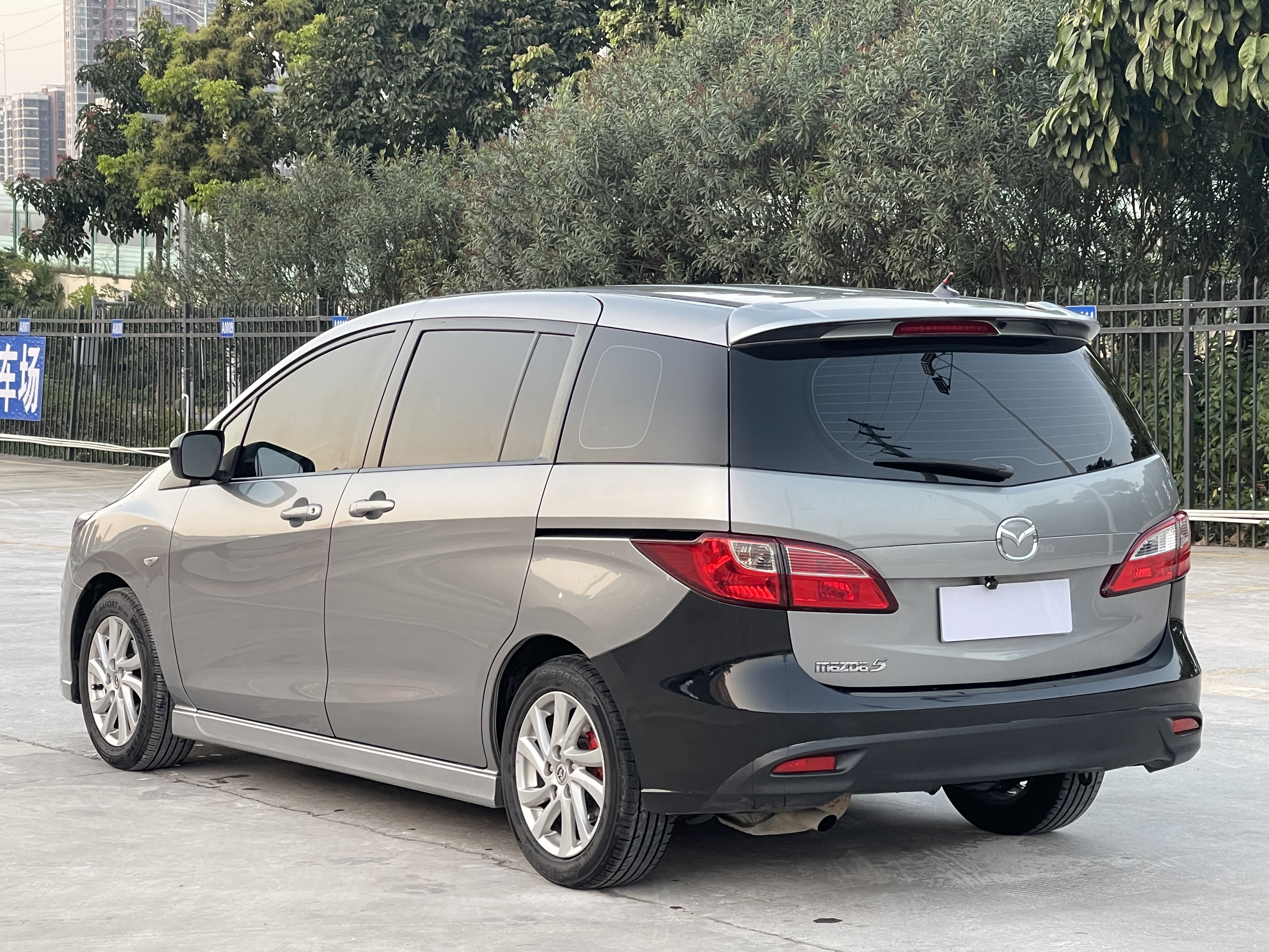 Mazda 5 2013 image de voiture #9