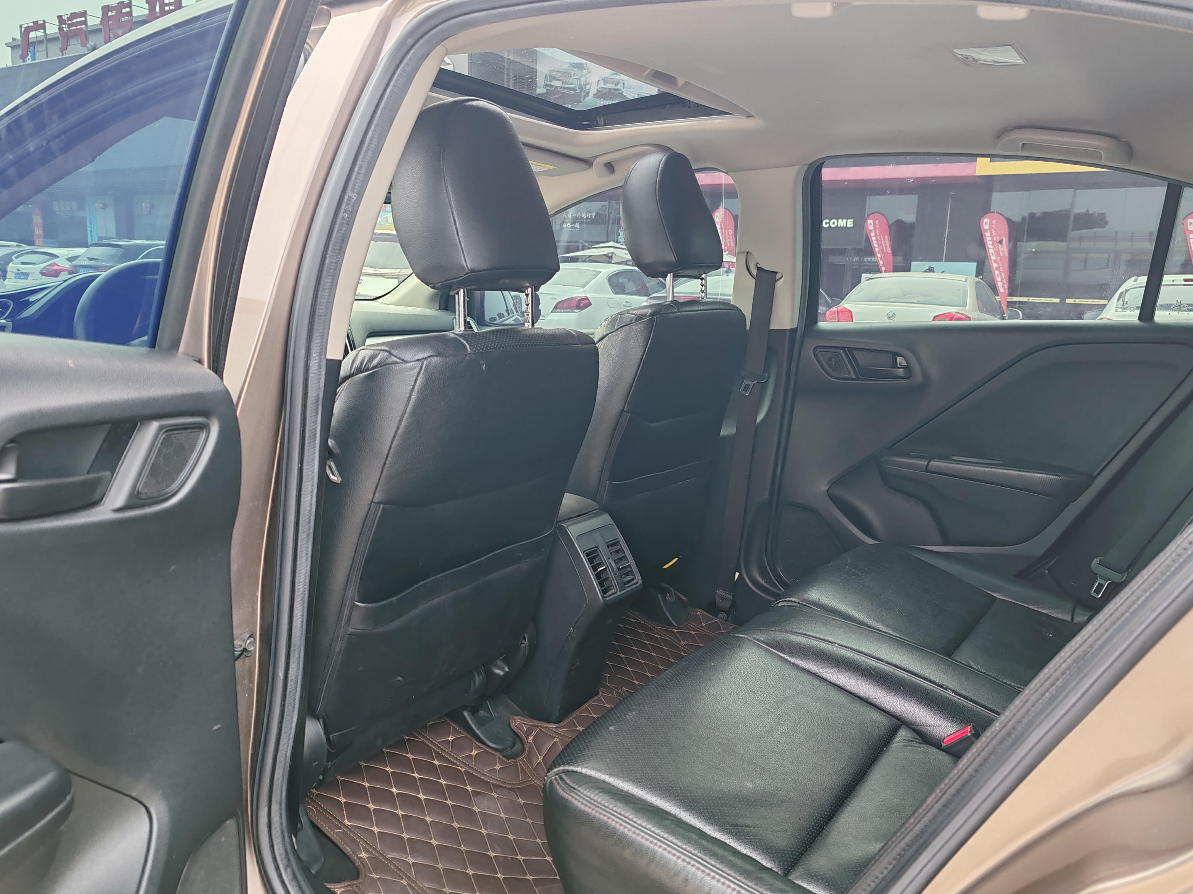 Honda Gienia 2017 car image #9