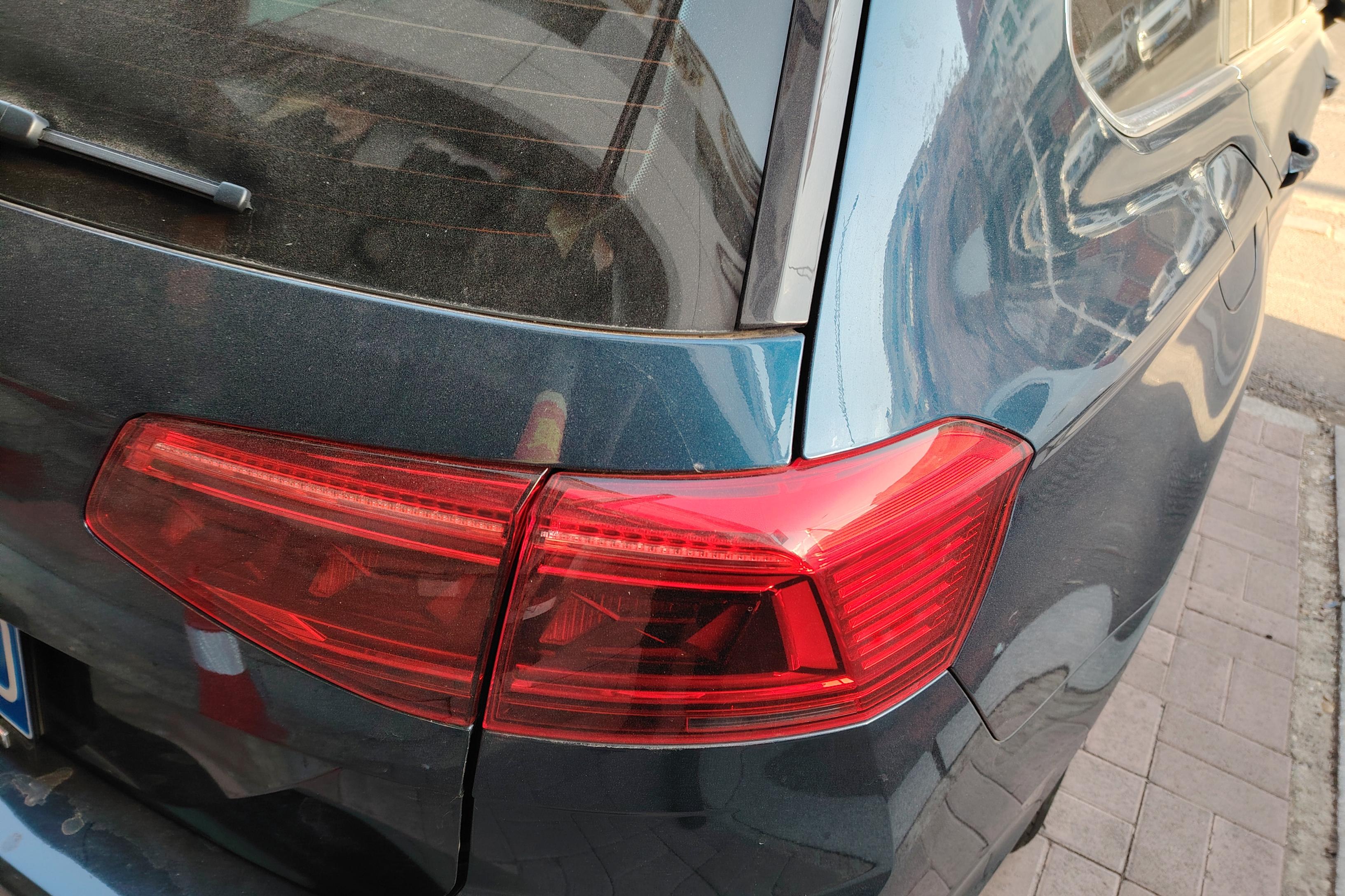 Volkswagen Passat Variant 2022 immagine di auto #9