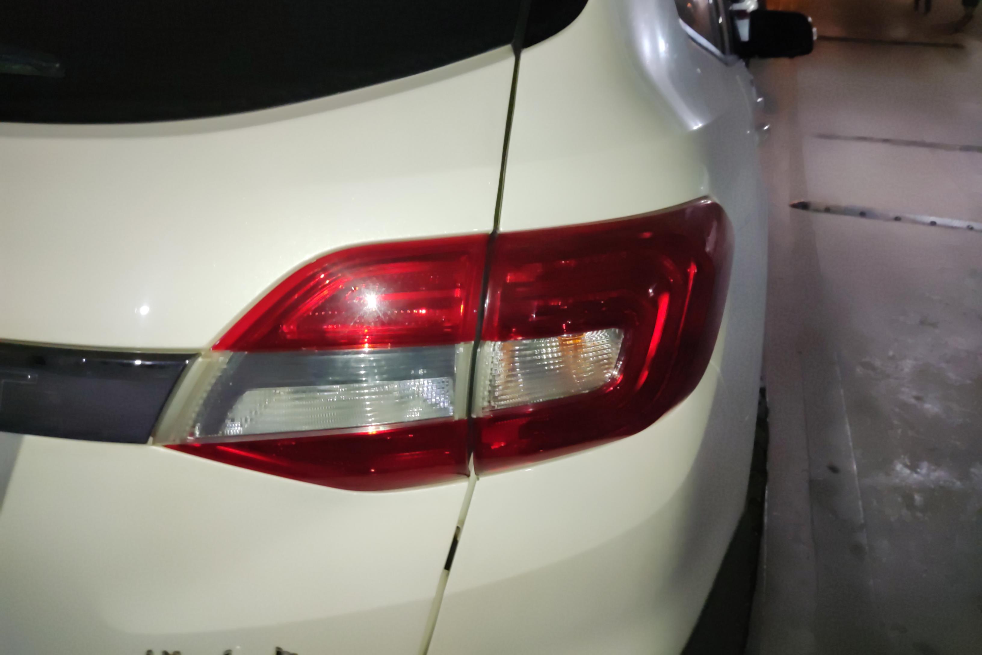 Ford Everest 2019 car image #9