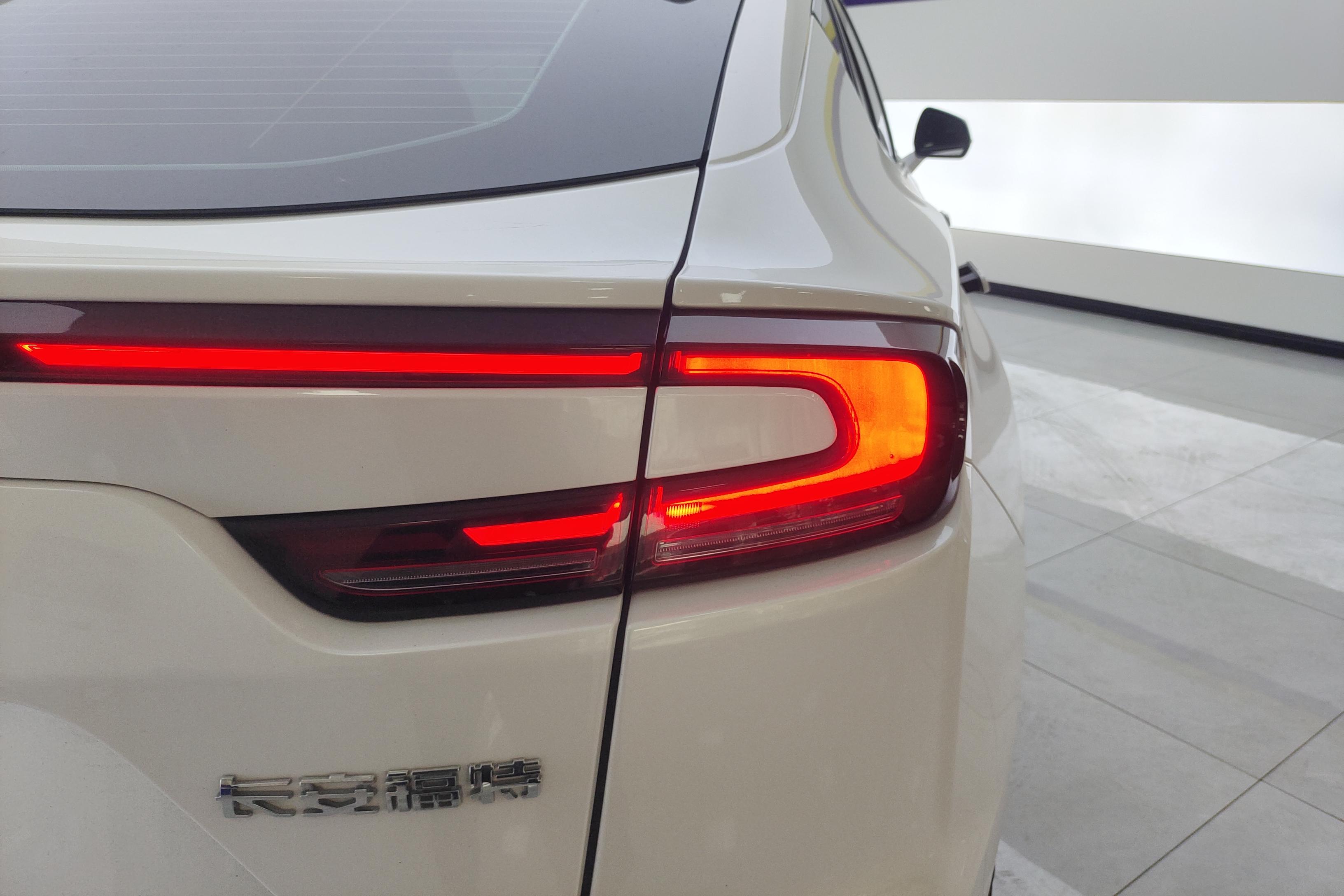 Ford Evos 2022 car image #9