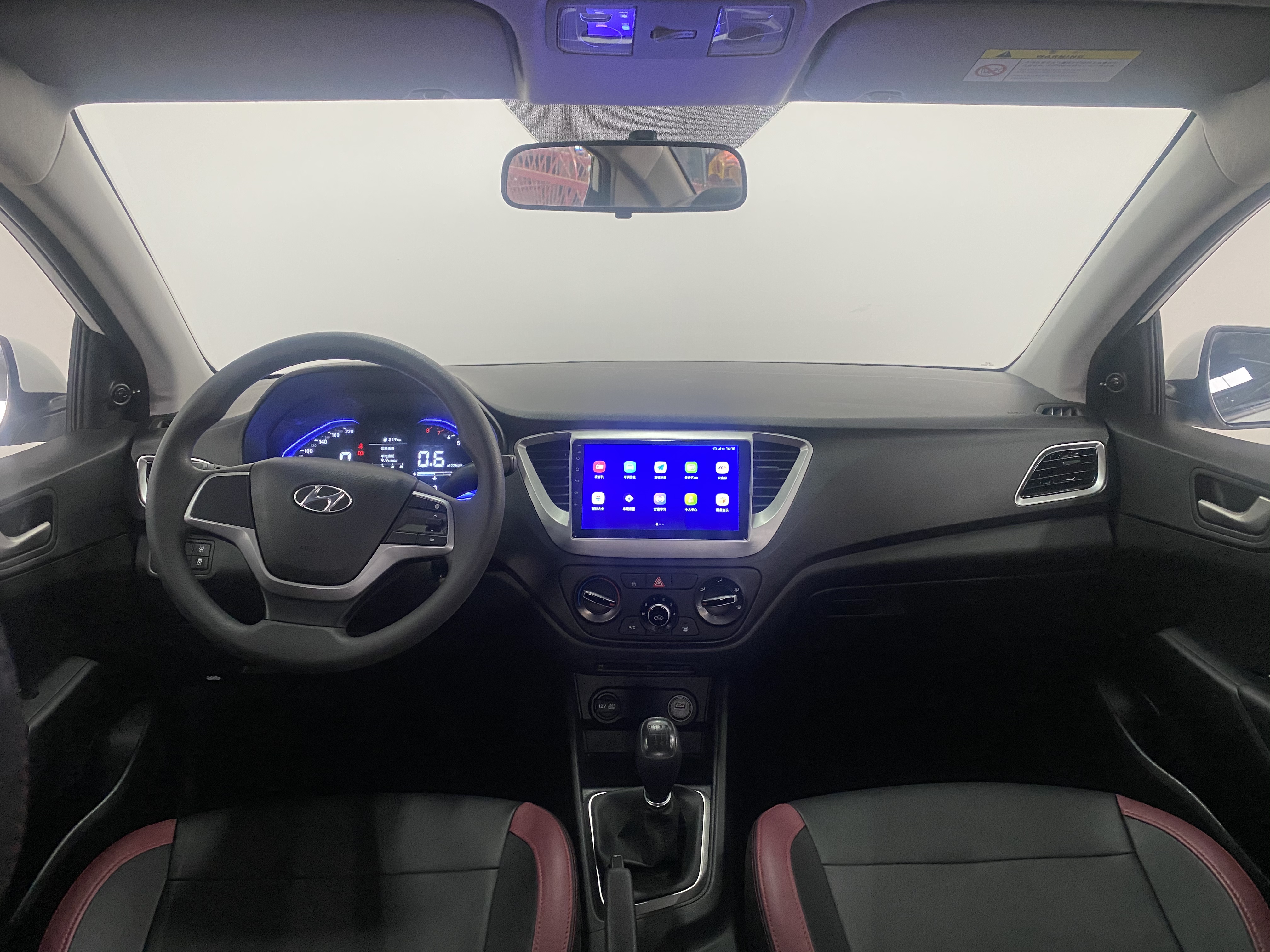 Hyundai Verna 2021 car image #9