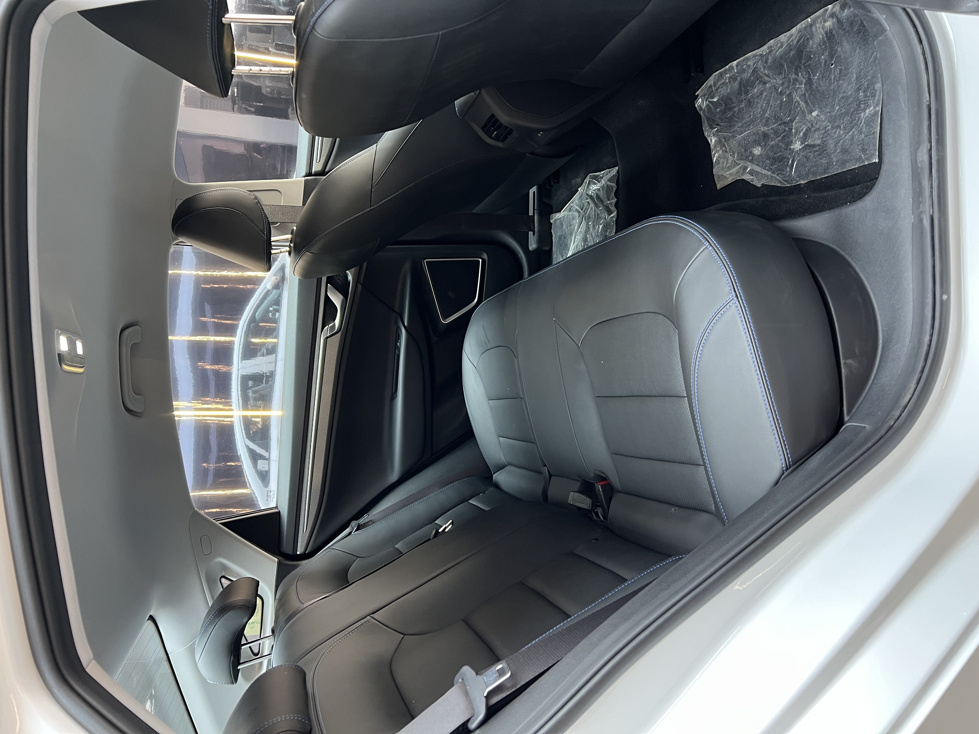 睿蓝汽车 枫叶60s PRO 2025 汽车图片 #9