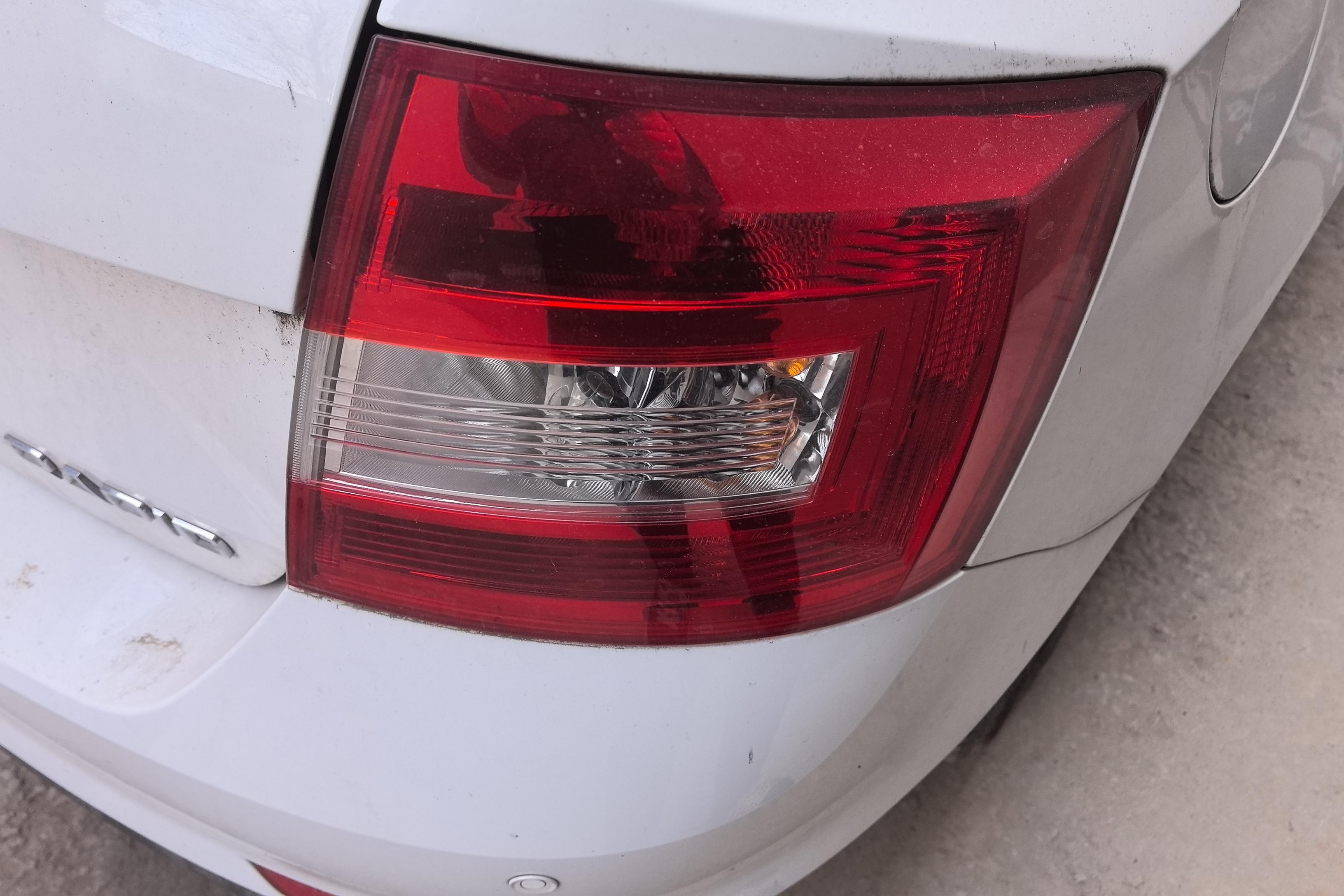 Skoda Rapid Spaceback 2019 immagine di auto #9