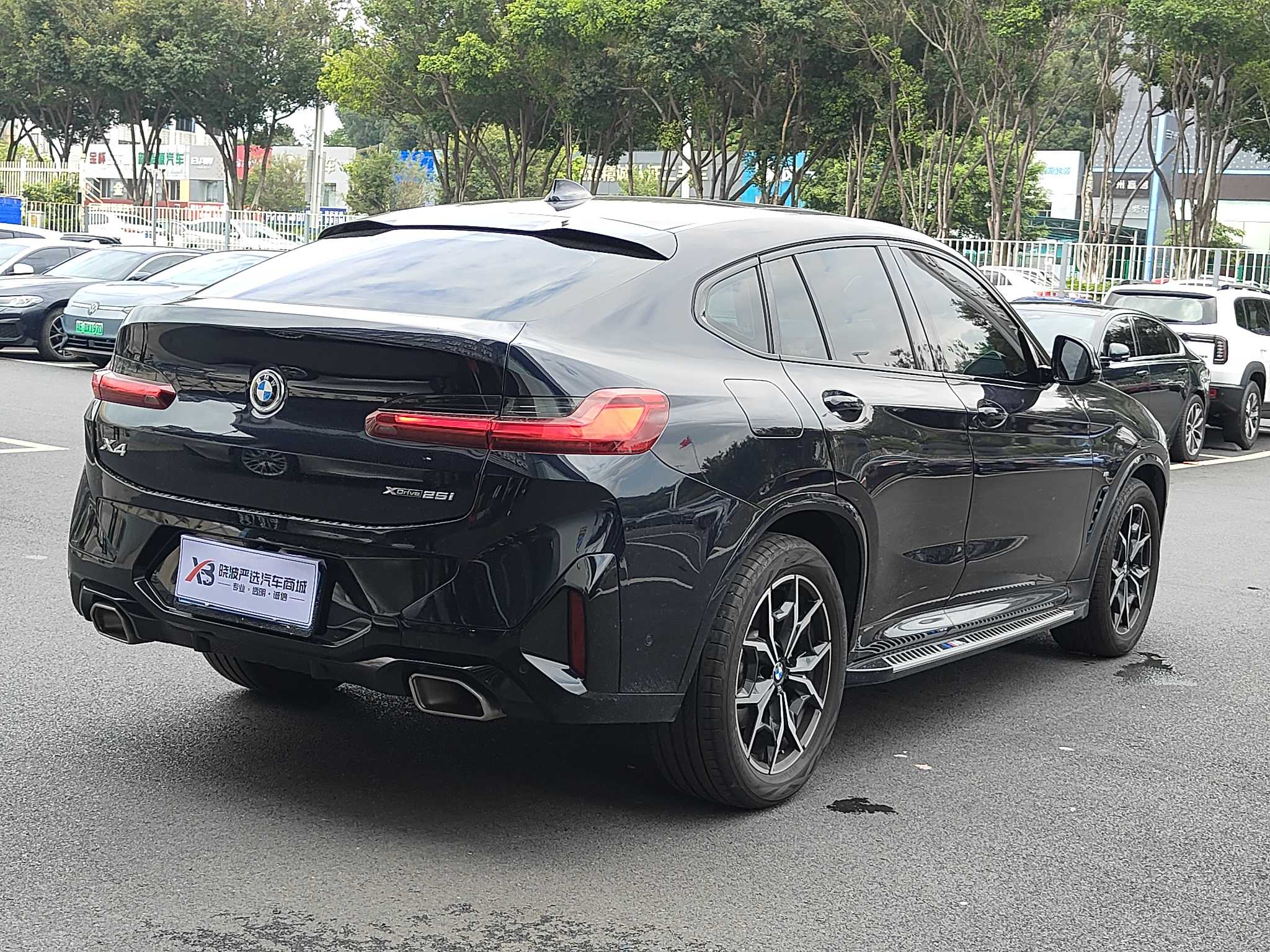 BMW X4 M40i 2022 immagine di auto #9