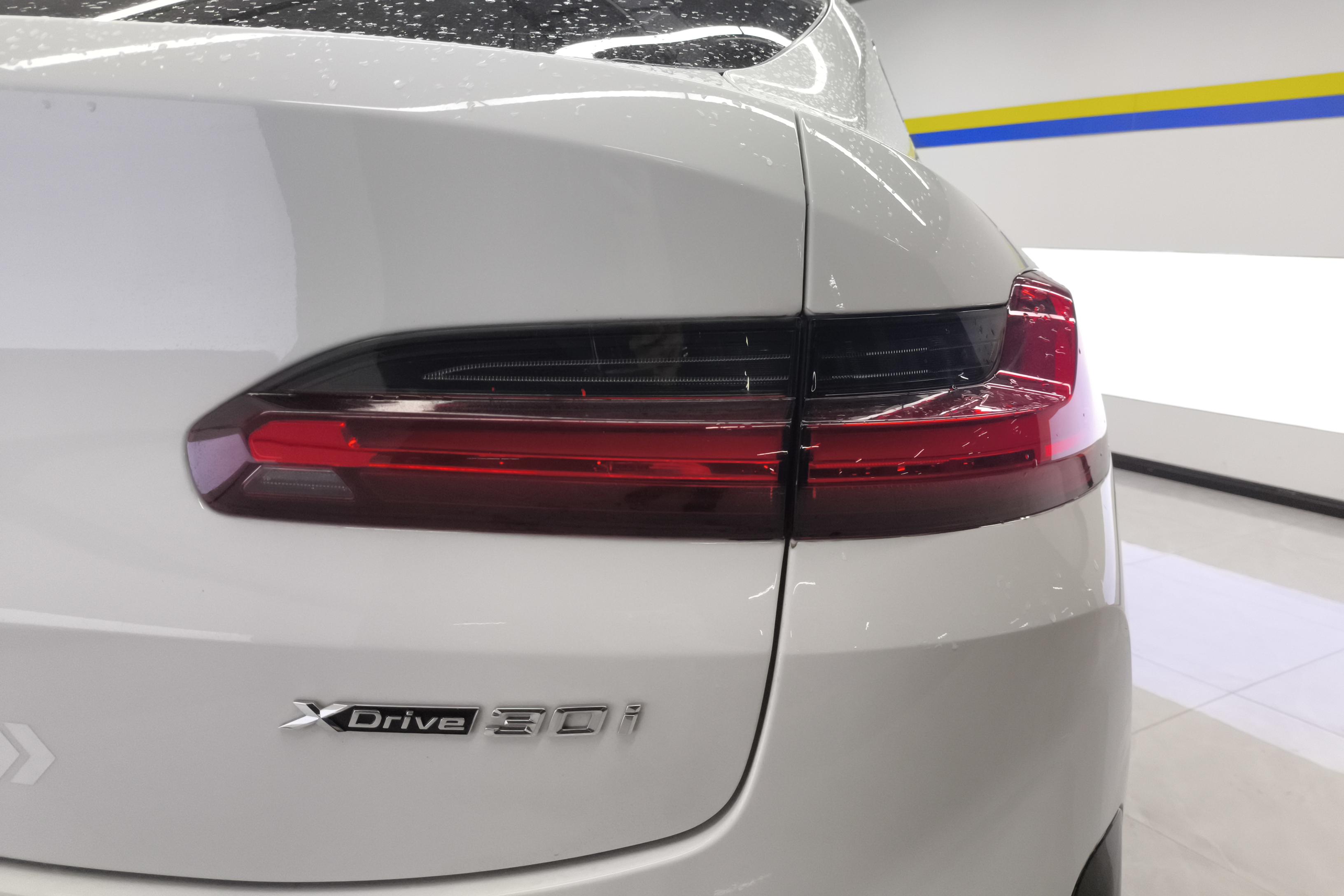 BMW X4 M40i 2024 #9 BMW X4 M40i 2024 car image #9