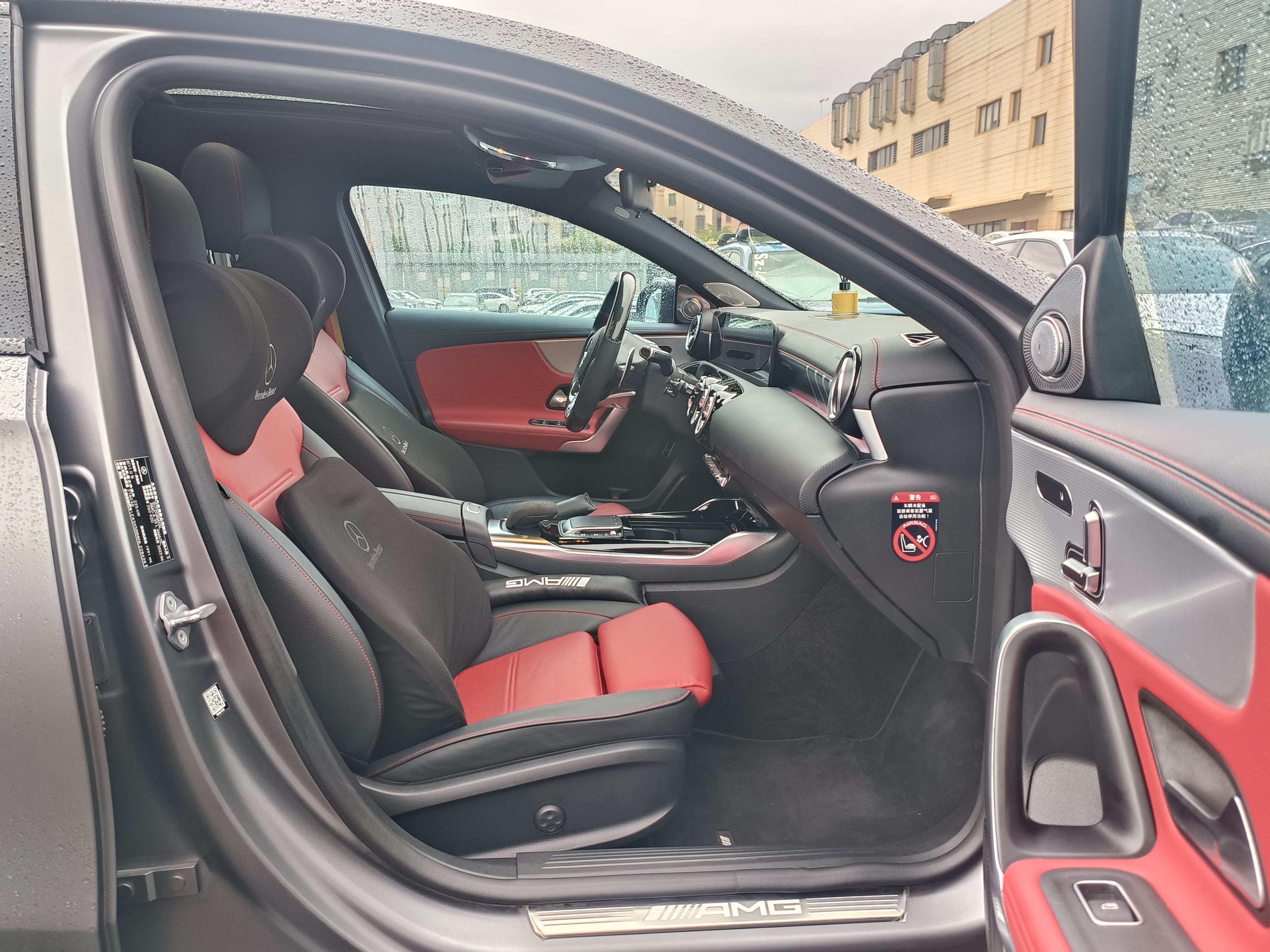 Mercedes-Benz A AMG 2022 image de voiture #9