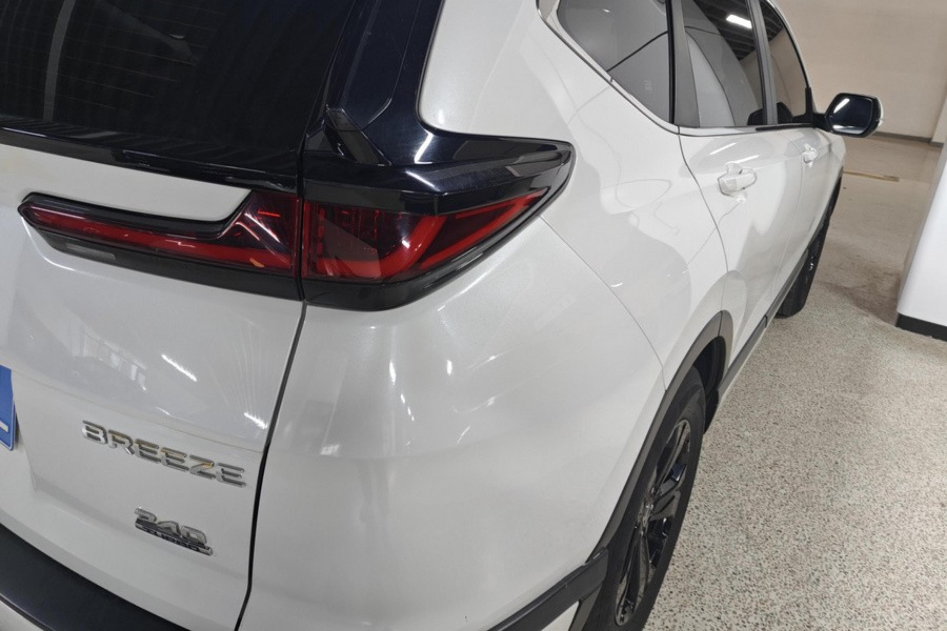 Honda Breeze 2022 car image #9