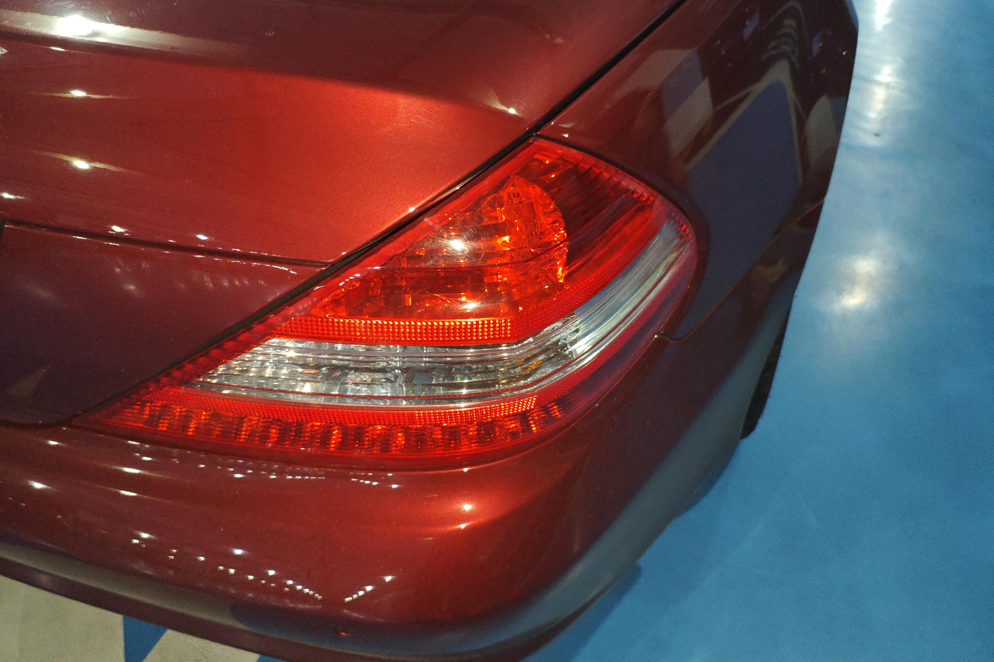 Mercedes-Benz SL Class 2011 #9 Mercedes-Benz SL Class 2011 car image #9