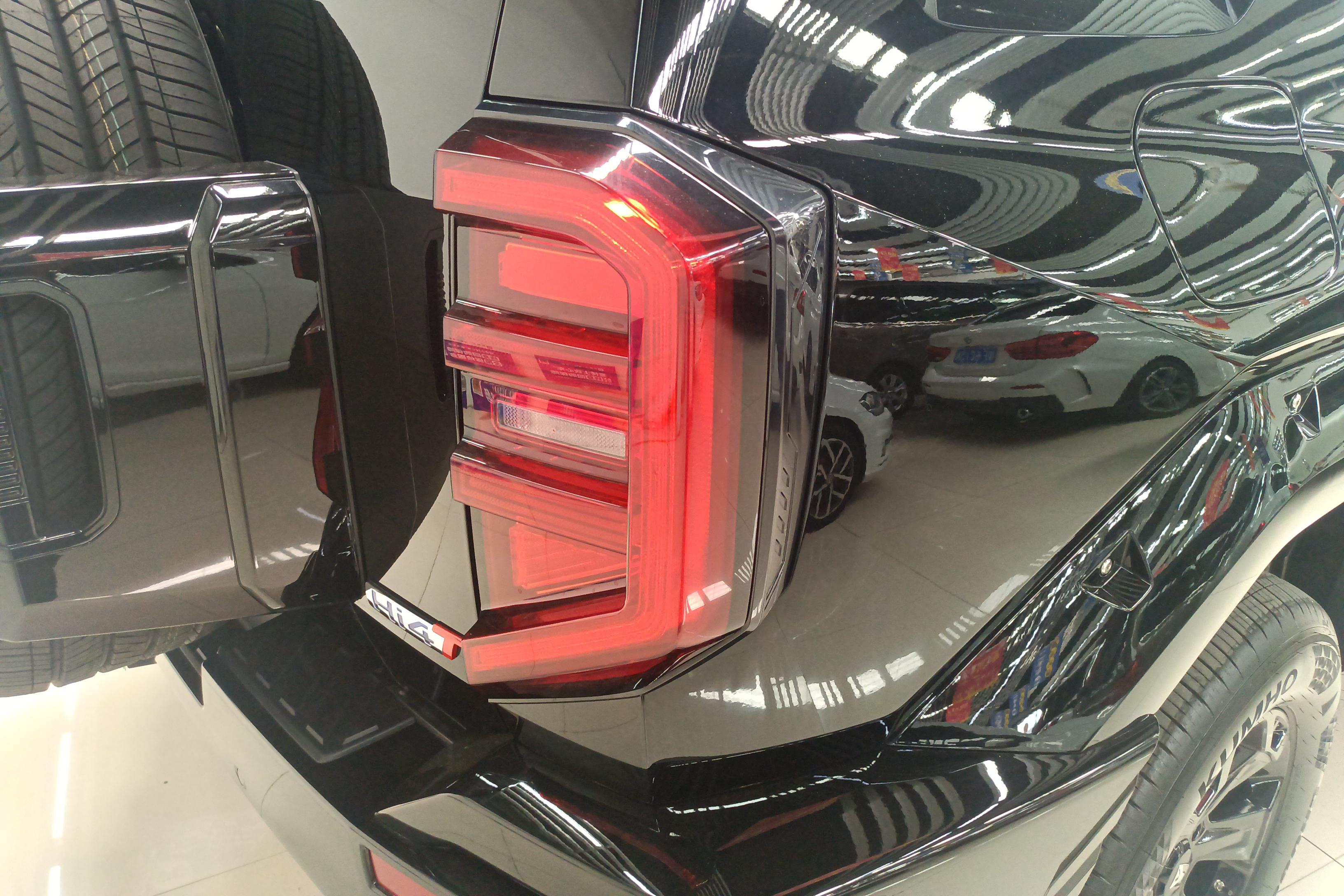 Tank 400 2024 car image #9