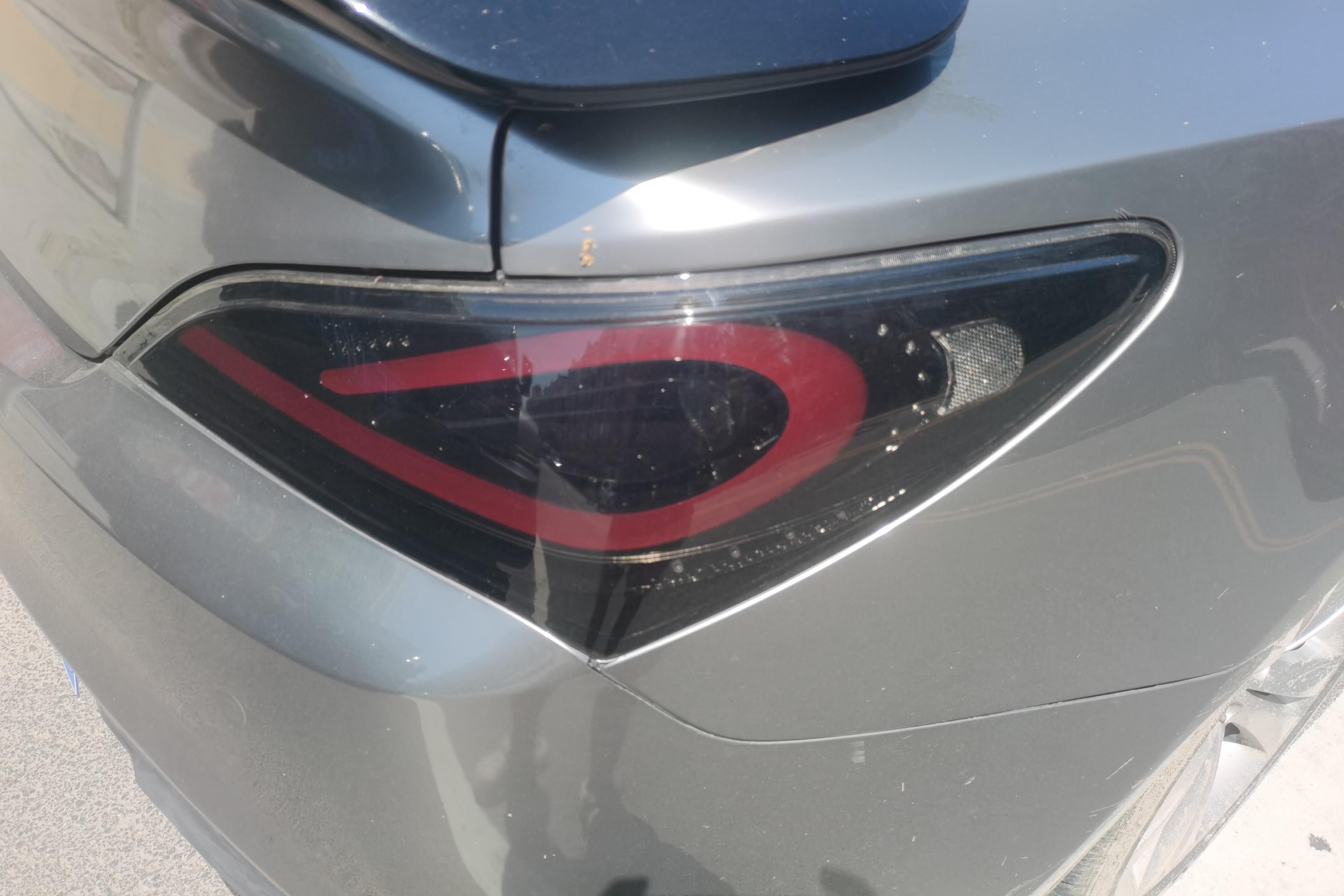 Hyundai Rohens 2012 #9 Hyundai Rohens 2012 car image #9