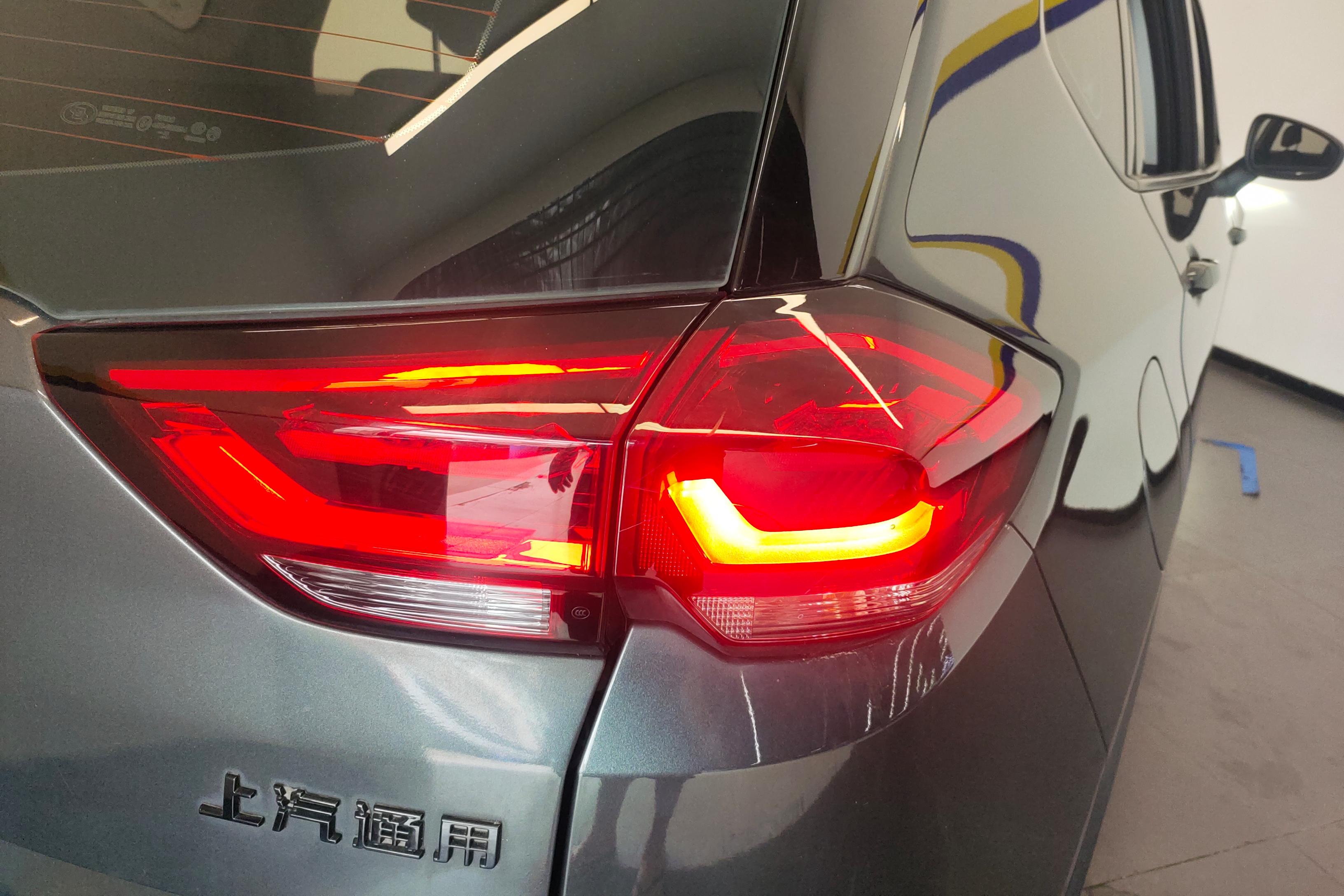 Chevrolet Orlando 2019 car image #9