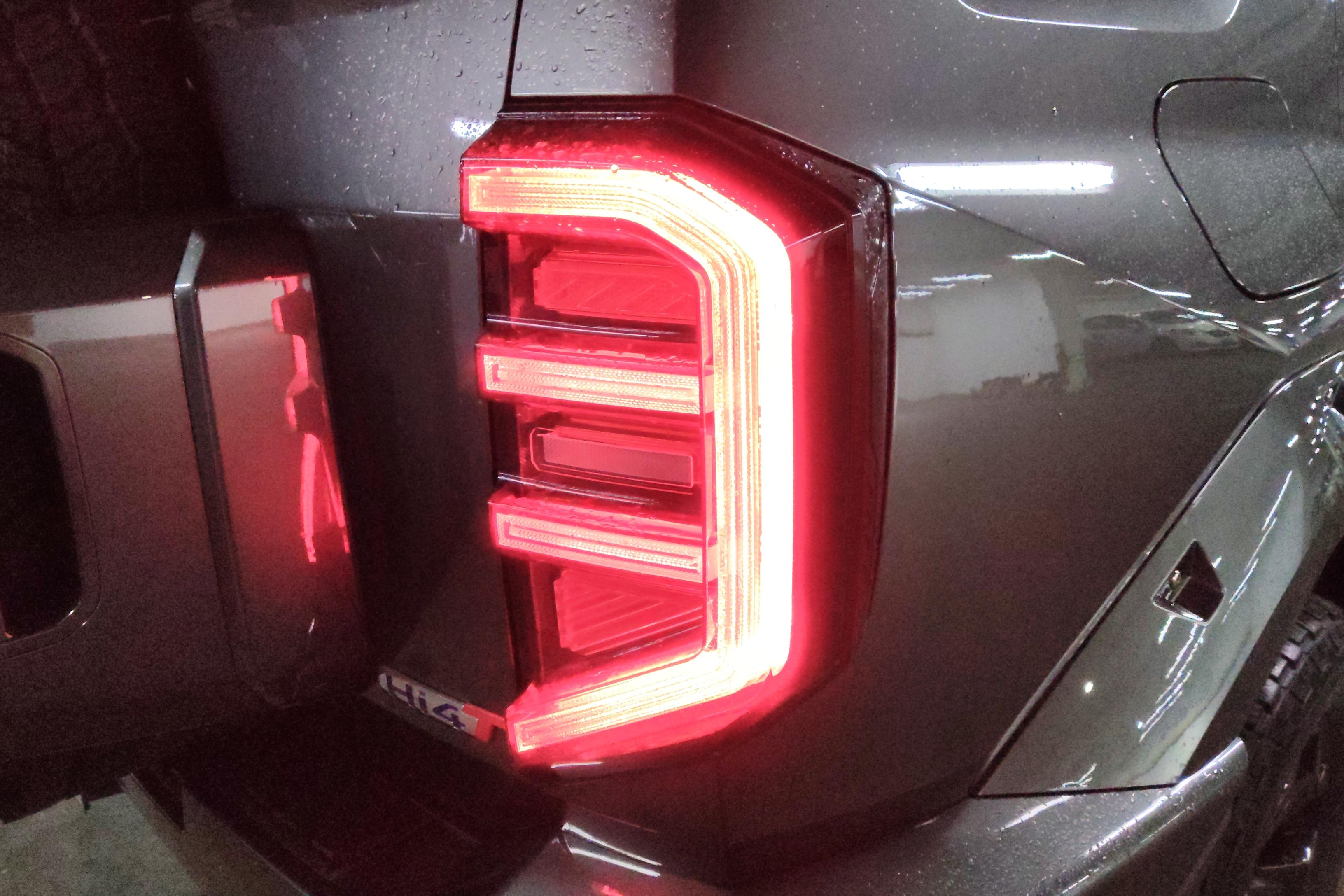 Tank 400 2024 car image #9