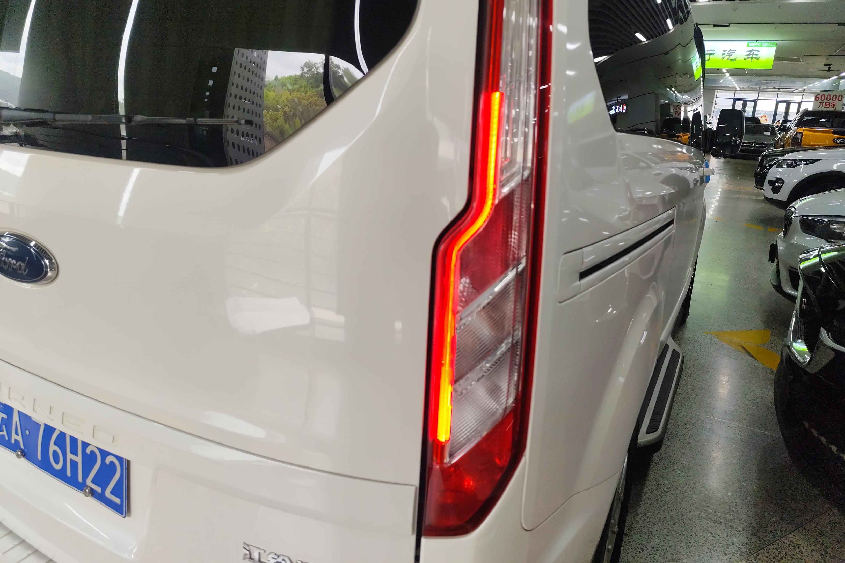 Ford Tourneo 2020 #9 Ford Tourneo 2020 immagine di auto #9