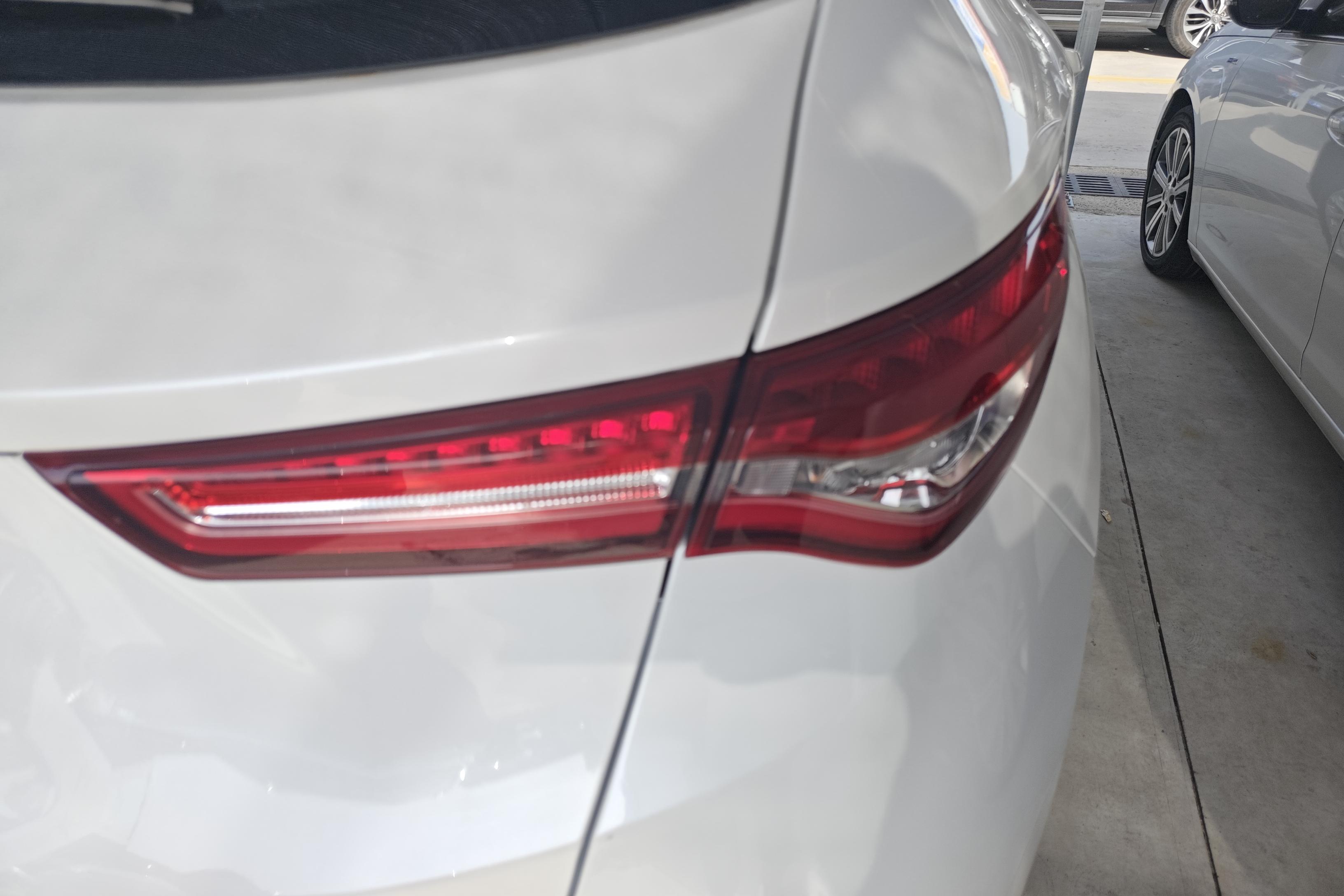 Soueast DX5 2021 car image #9