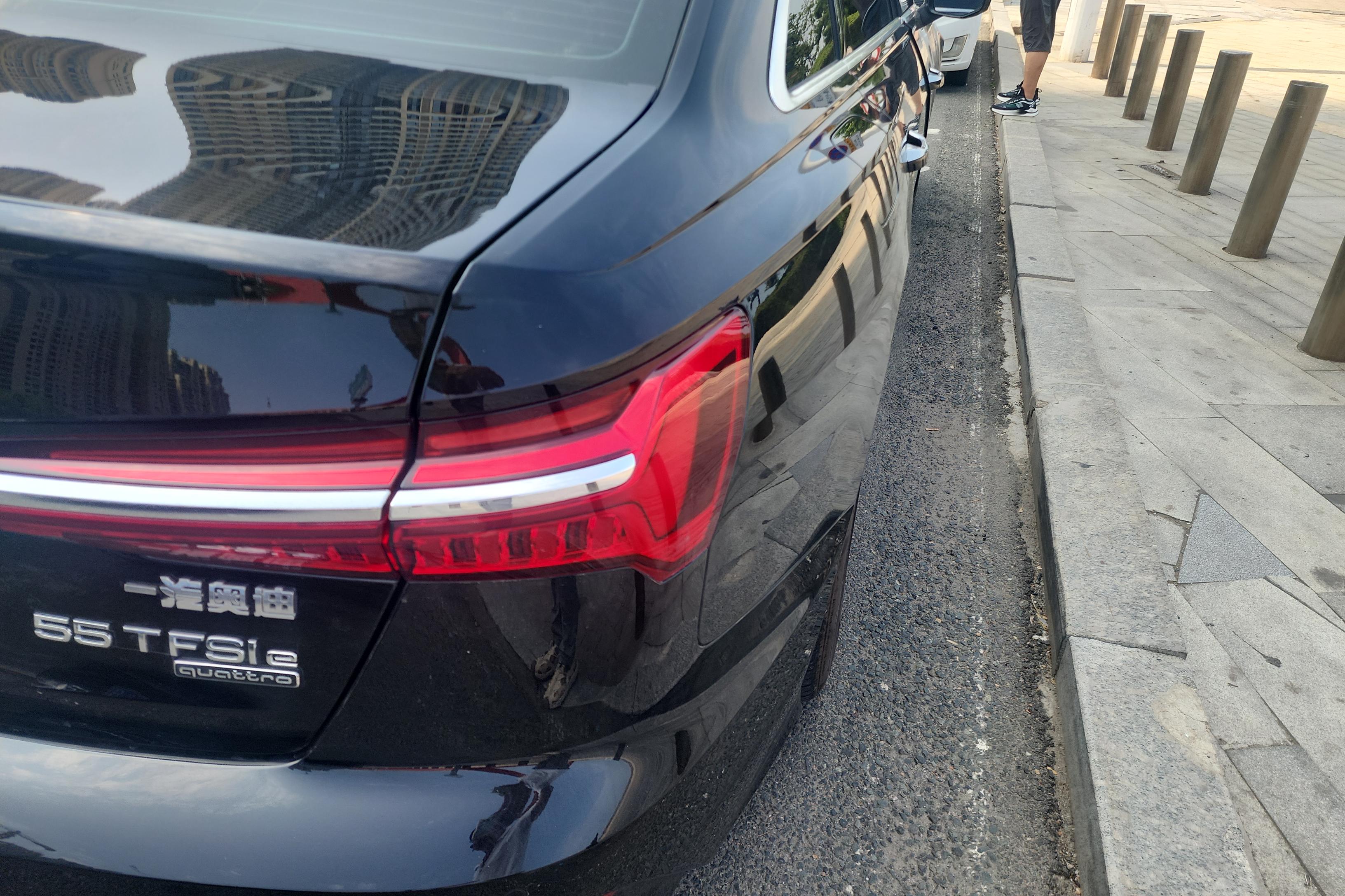 Audi A6L New Energy 2020 car image #9