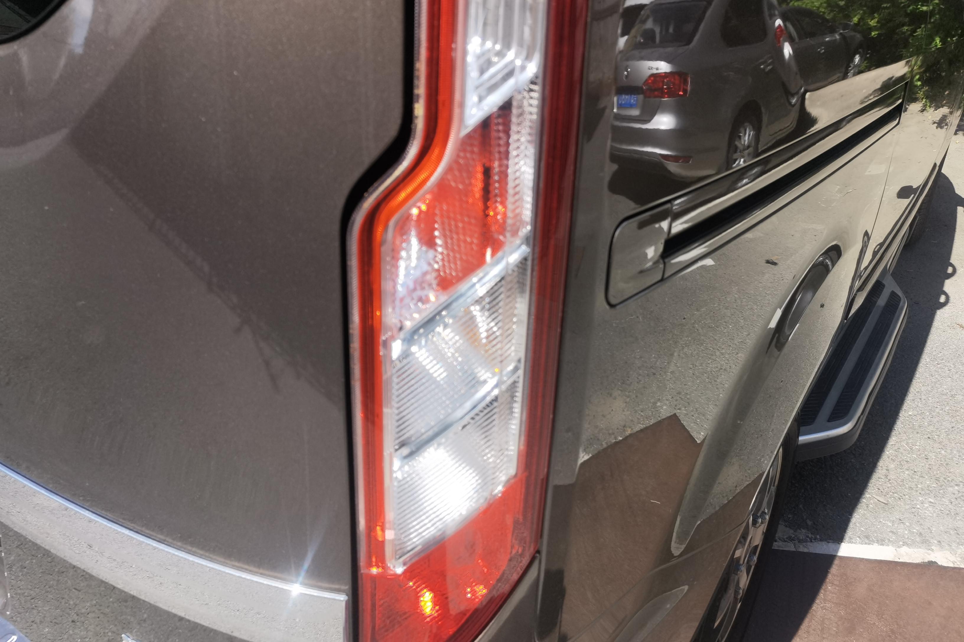 Ford Tourneo 2017 car image #9