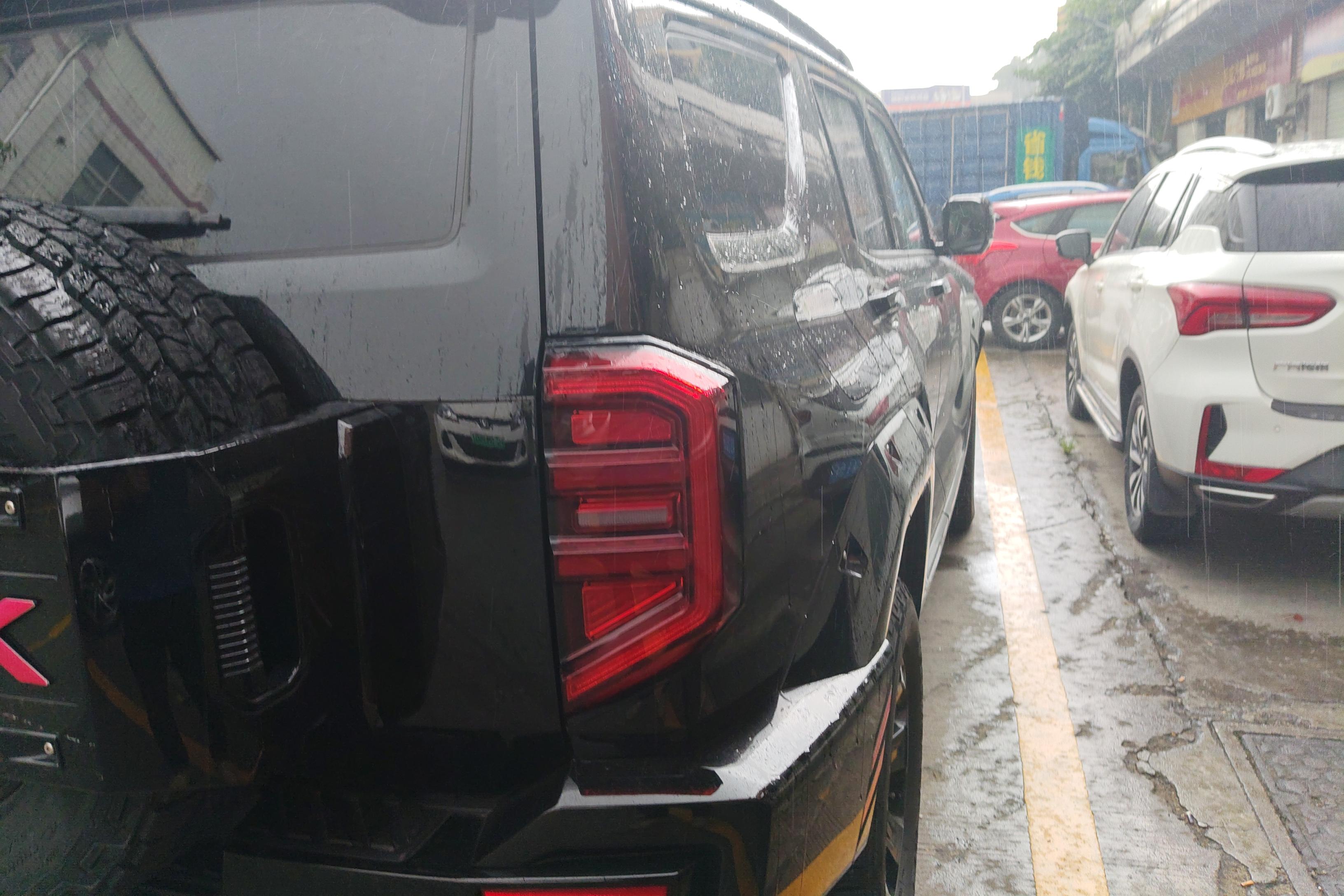 Tank 400 2024 car image #9