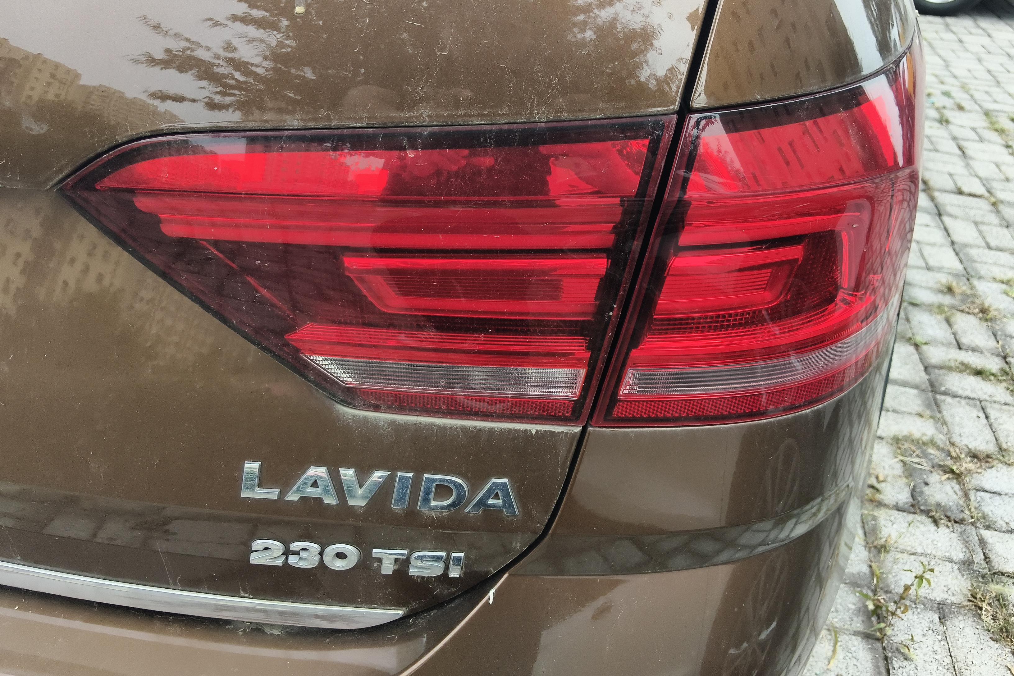 Volkswagen Cross Lavida 2017 immagine di auto #9