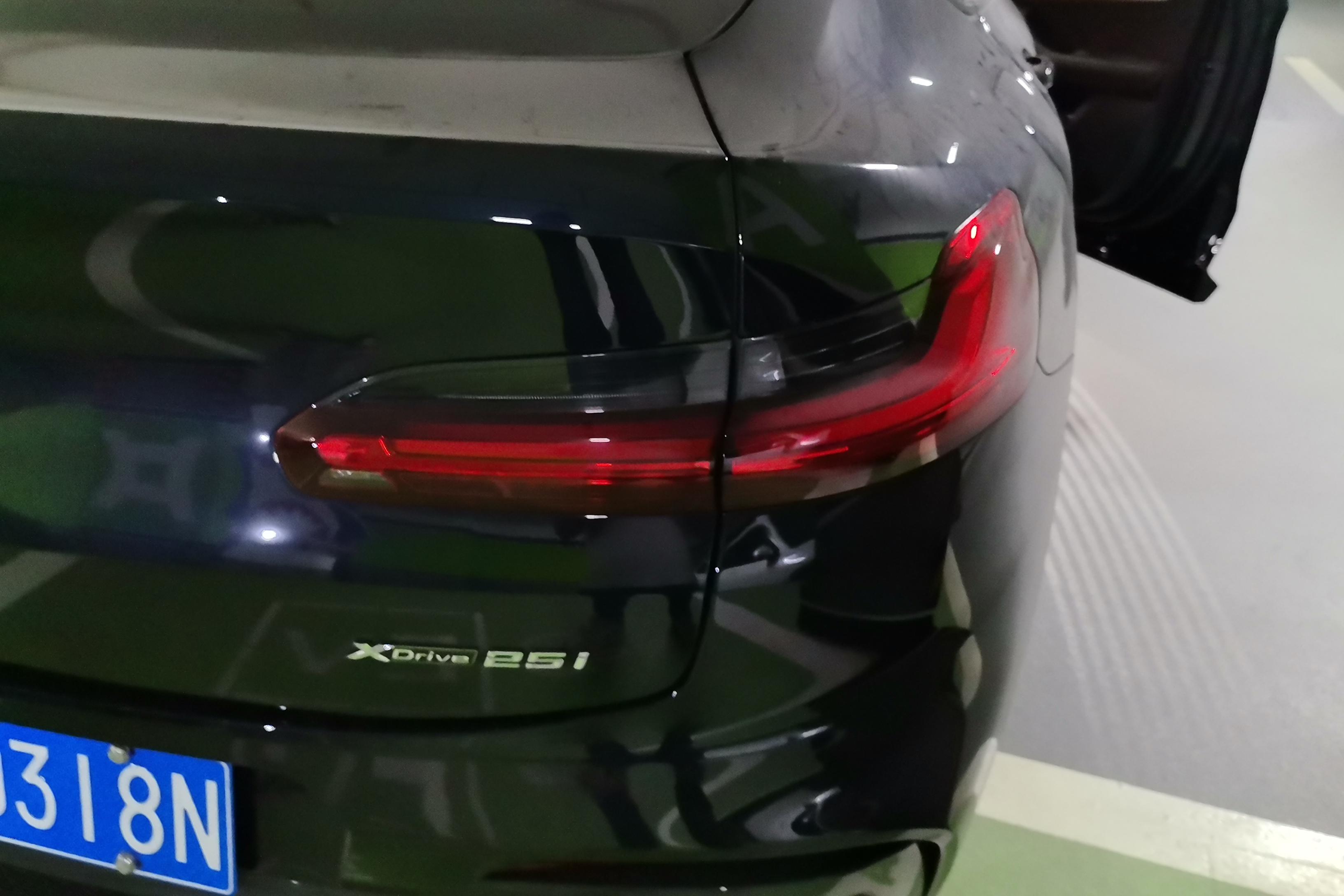 BMW X4 M40i 2024 #9 BMW X4 M40i 2024 car image #9