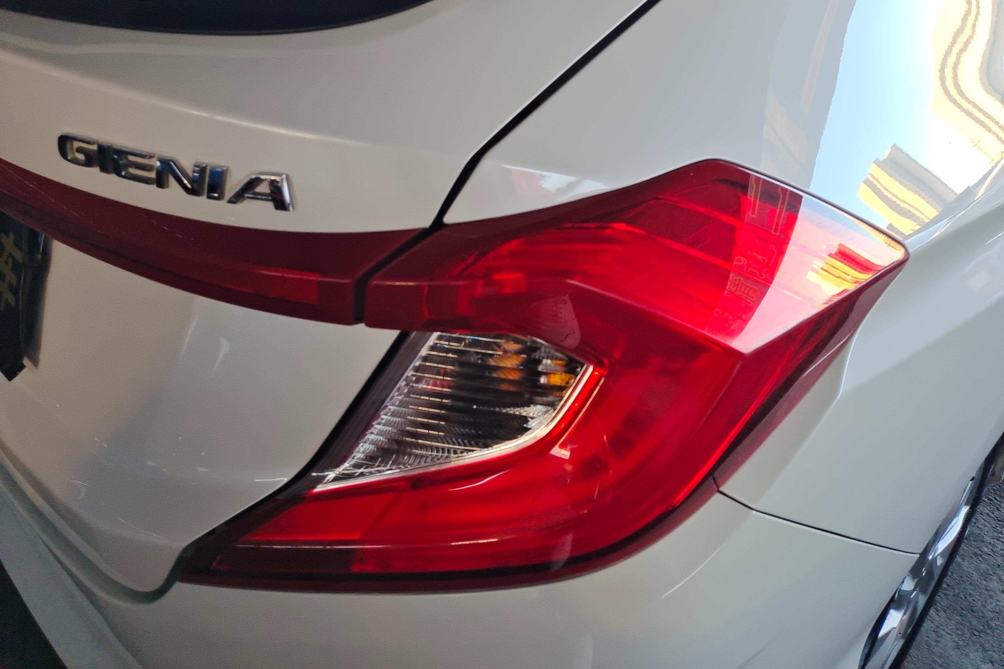 Honda Gienia 2018 car image #9