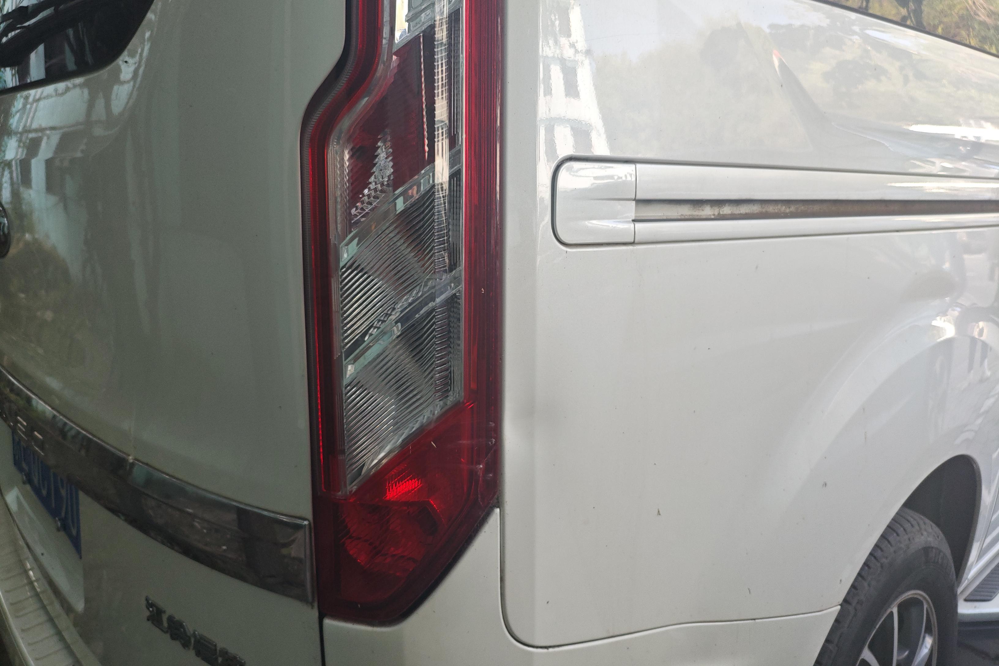 Ford Tourneo 2017 #9 Ford Tourneo 2017 car image #9