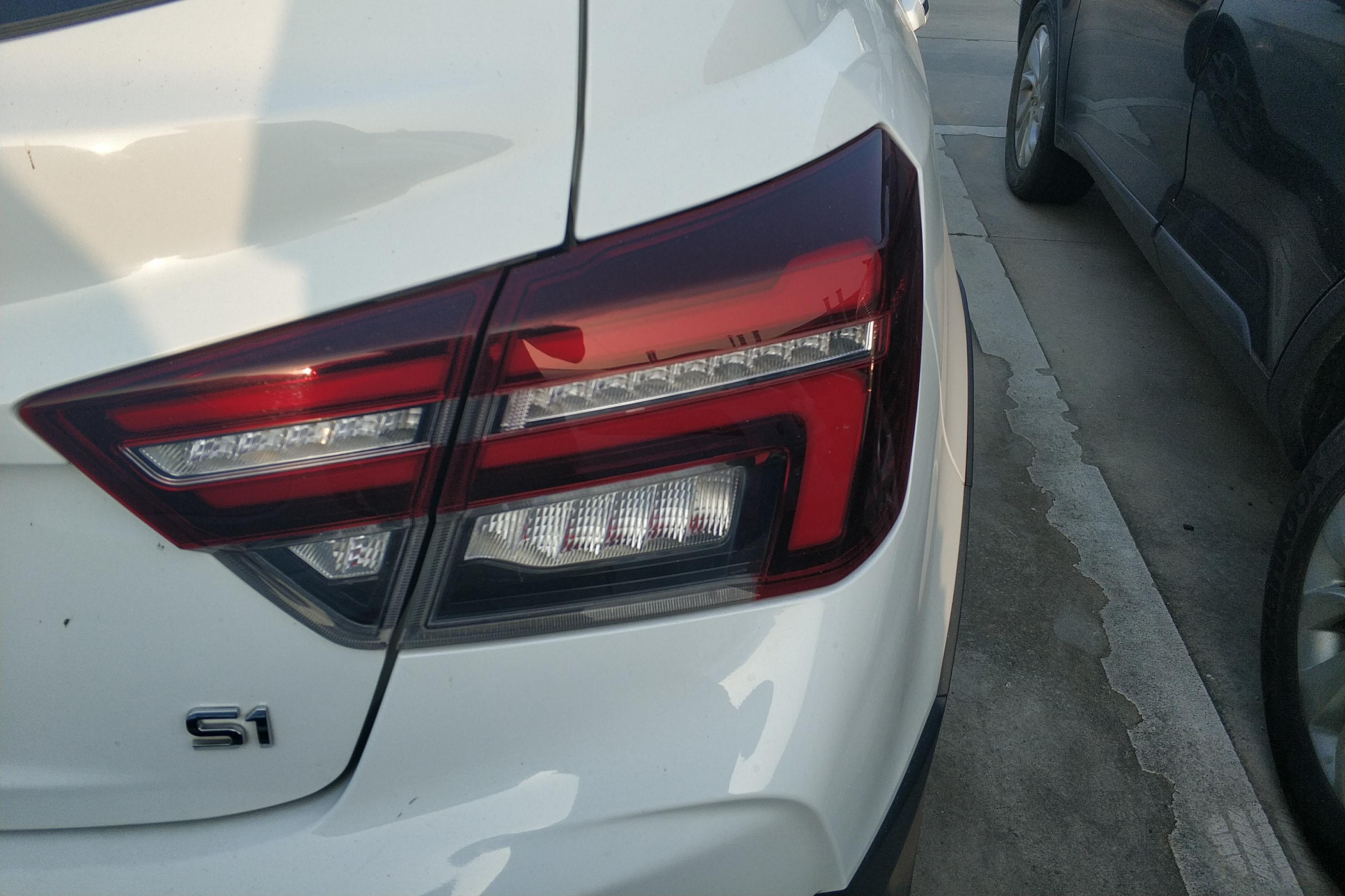 GEELY Vision S1 2018 car image #9