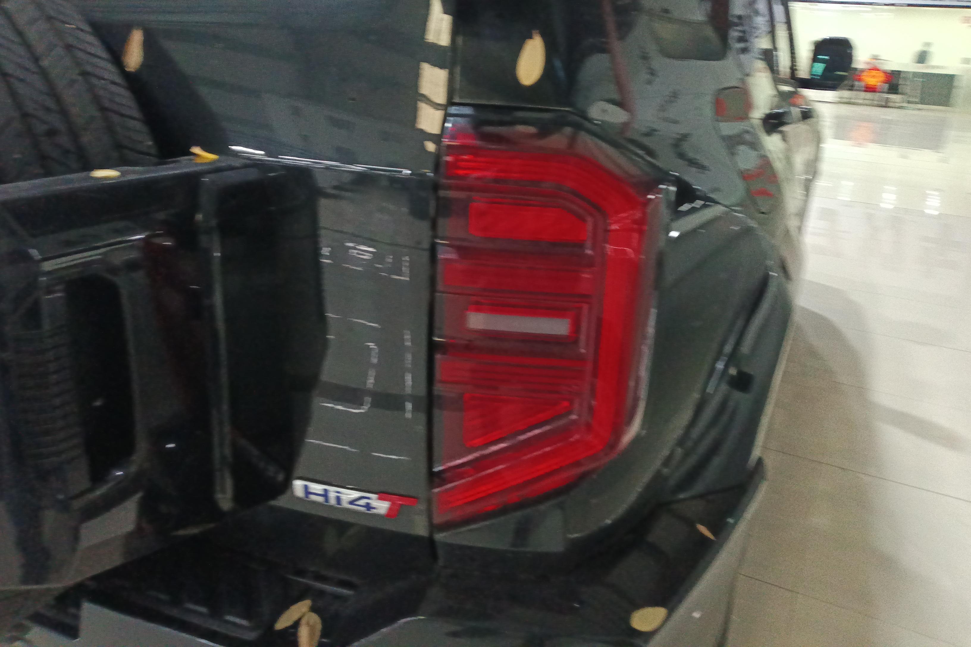 Tank 400 2024 car image #9