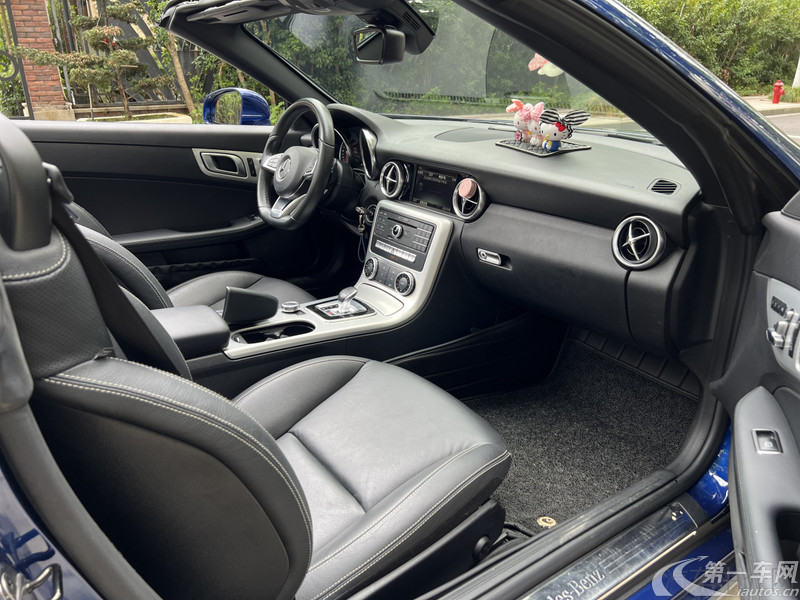 Mercedes-Benz SLC Class 2017 car image #9