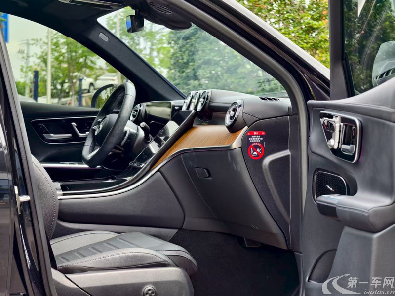 Mercedes-Benz GLC Class 2024 immagine di auto #9