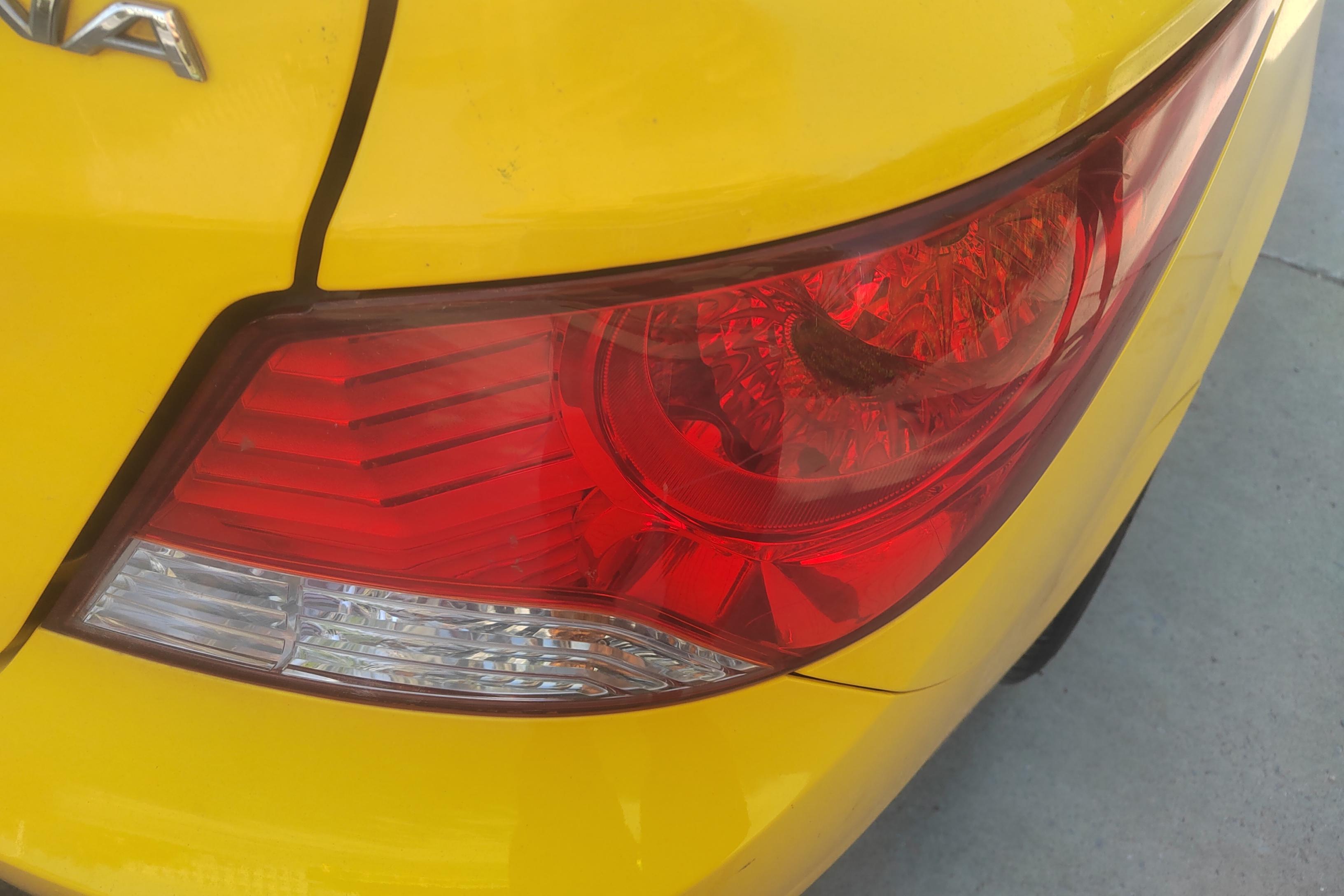 Hyundai Reina 2013 car image #9