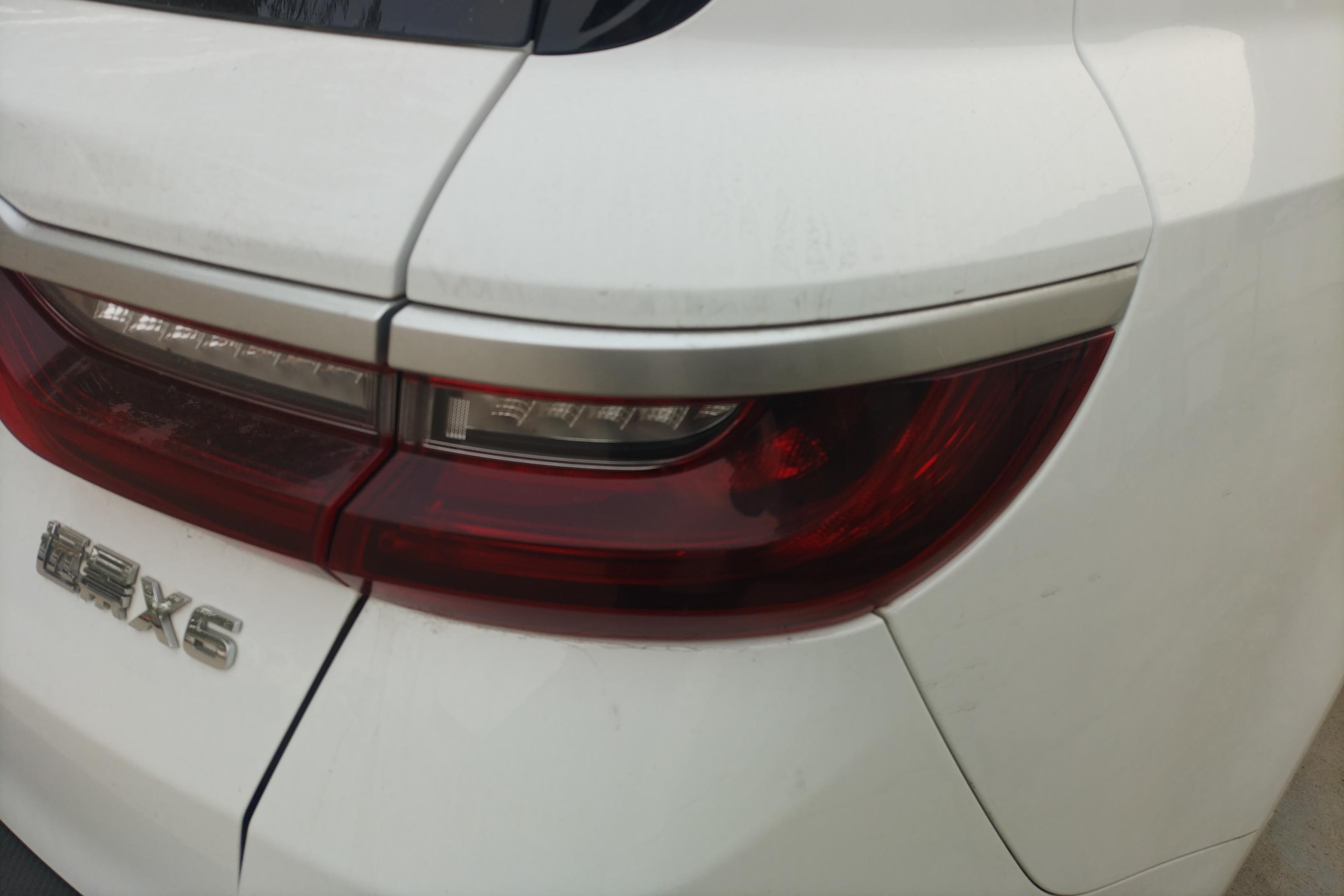 GEELY Vision 2020 car image #9