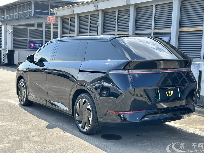 Xpeng X9 2024 #9 Xpeng X9 2024 immagine di auto #9