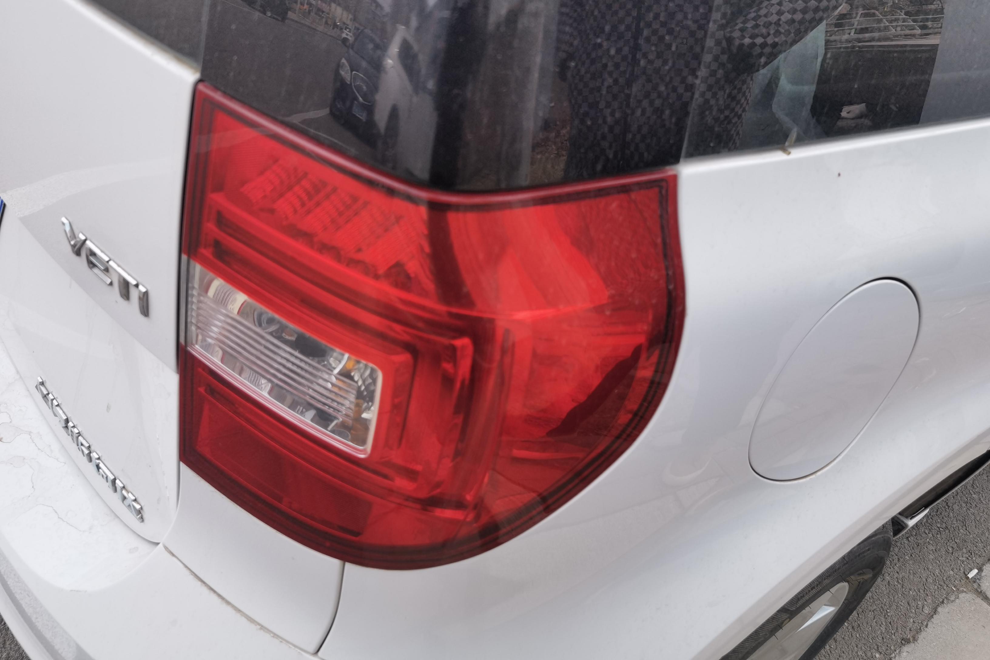 Skoda Yeti 2018 car image #9