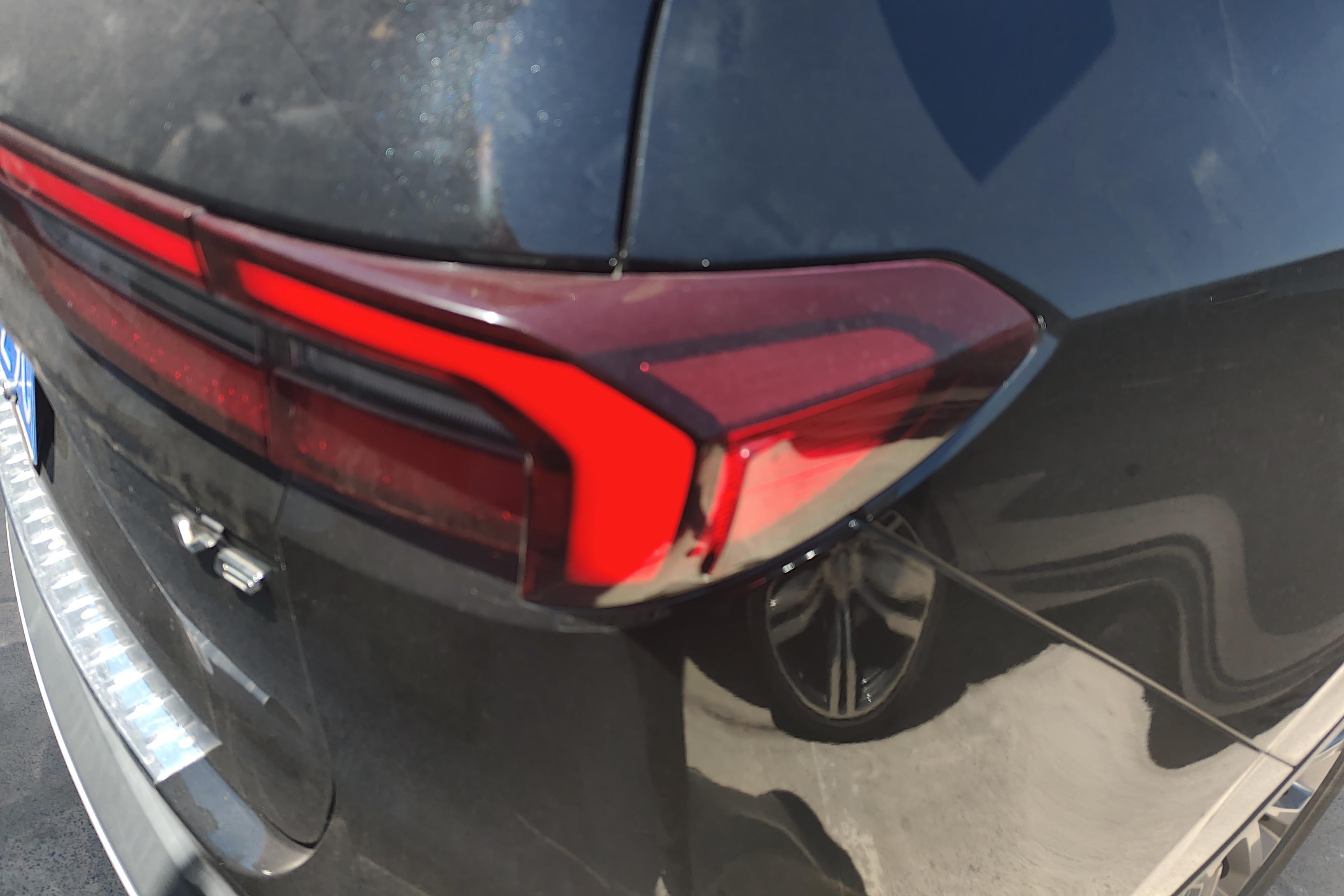 Ford Equator 2021 car image #9