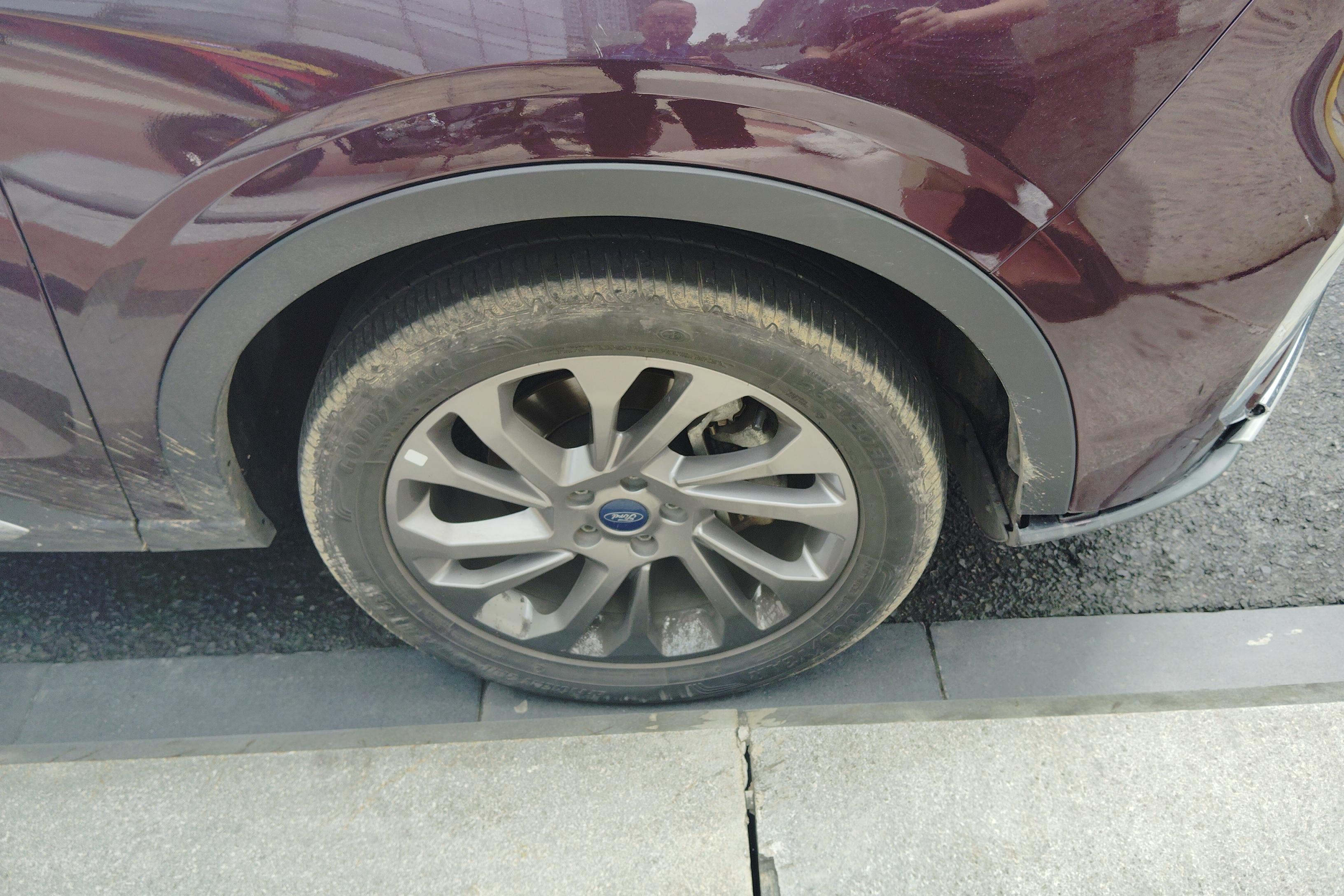 Ford Equator 2021 car image #9