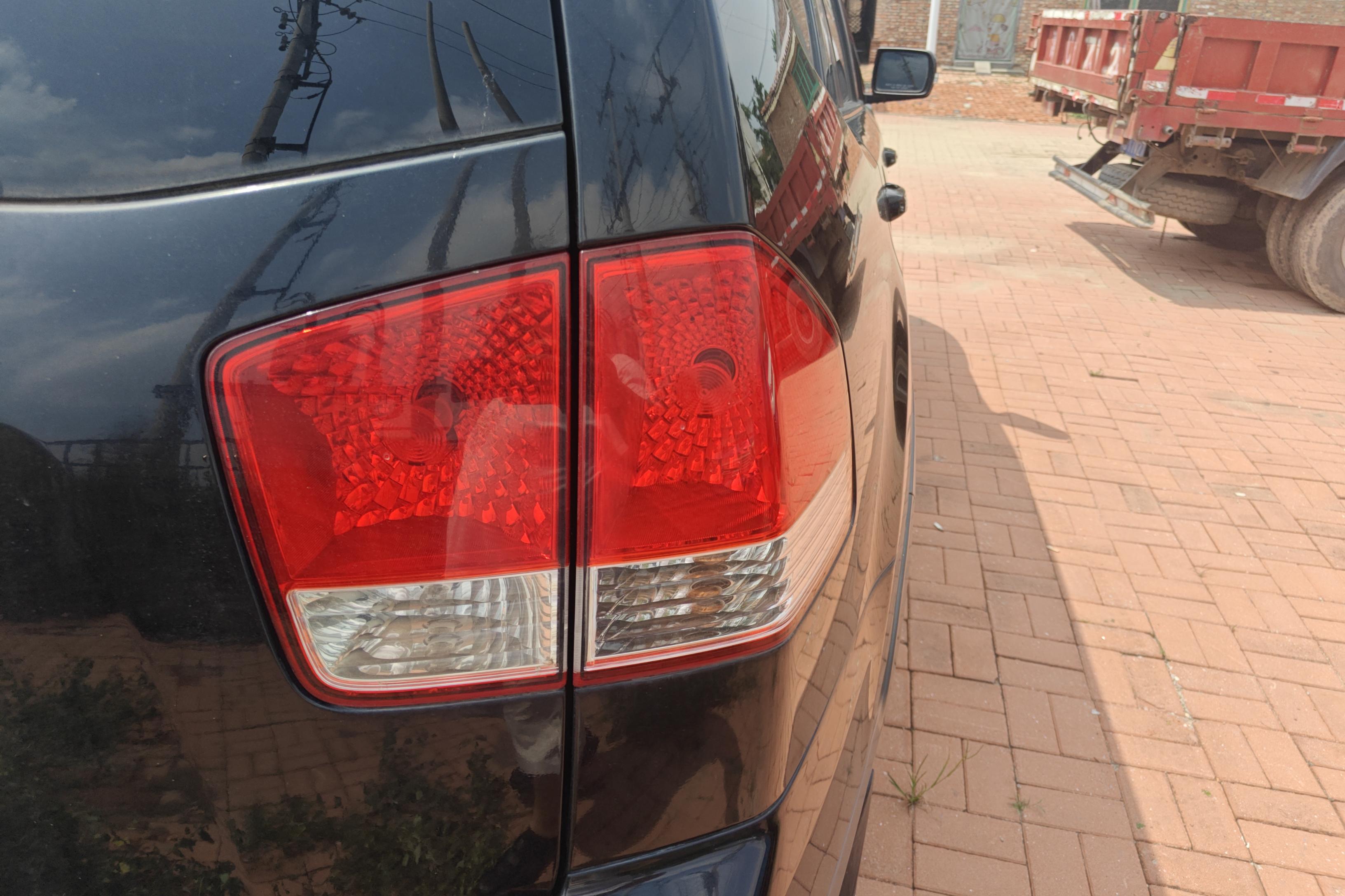 起亚 霸锐 2011 汽车图片 #9