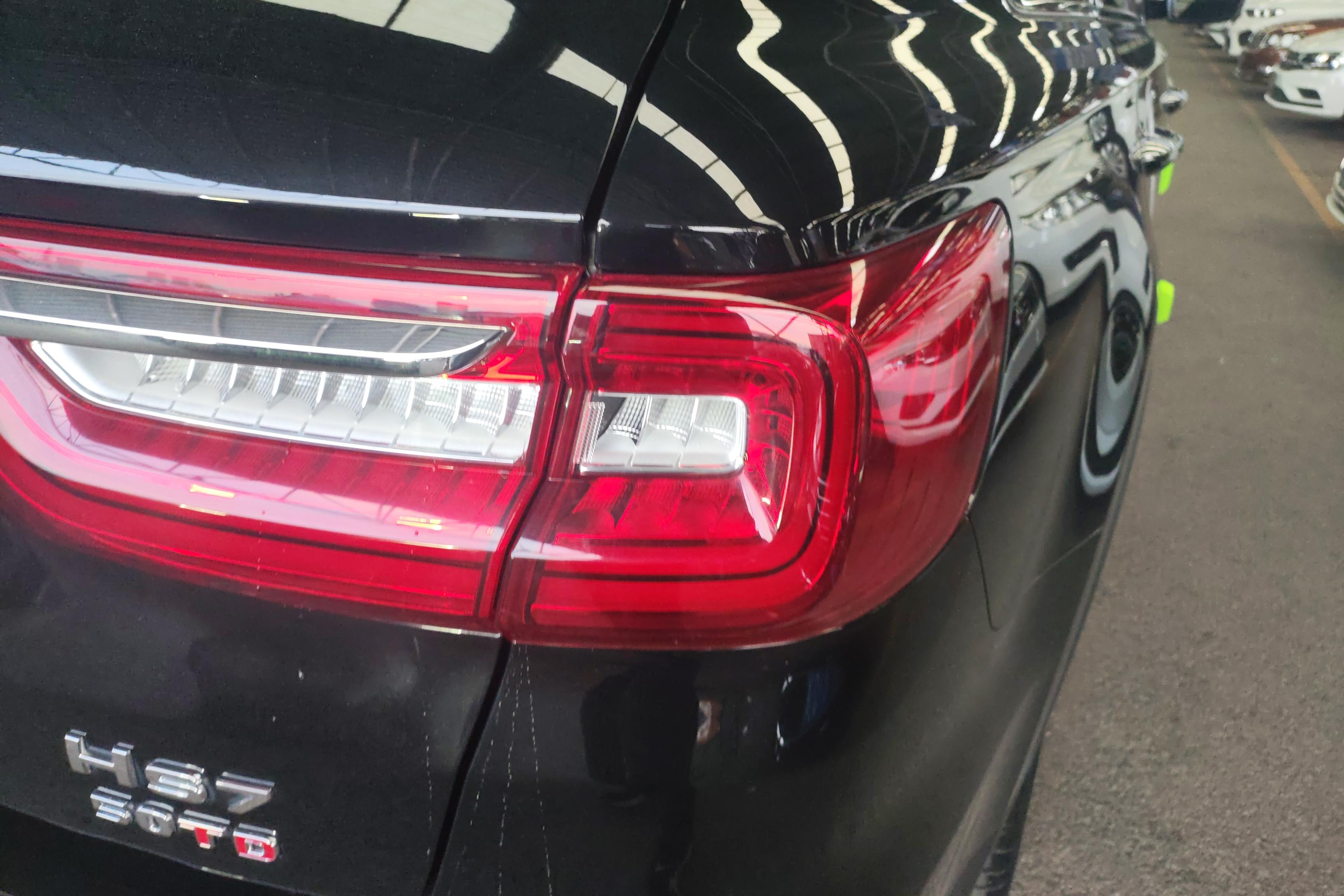 HongQi HS7 2021 #9 HongQi HS7 2021 car image #9