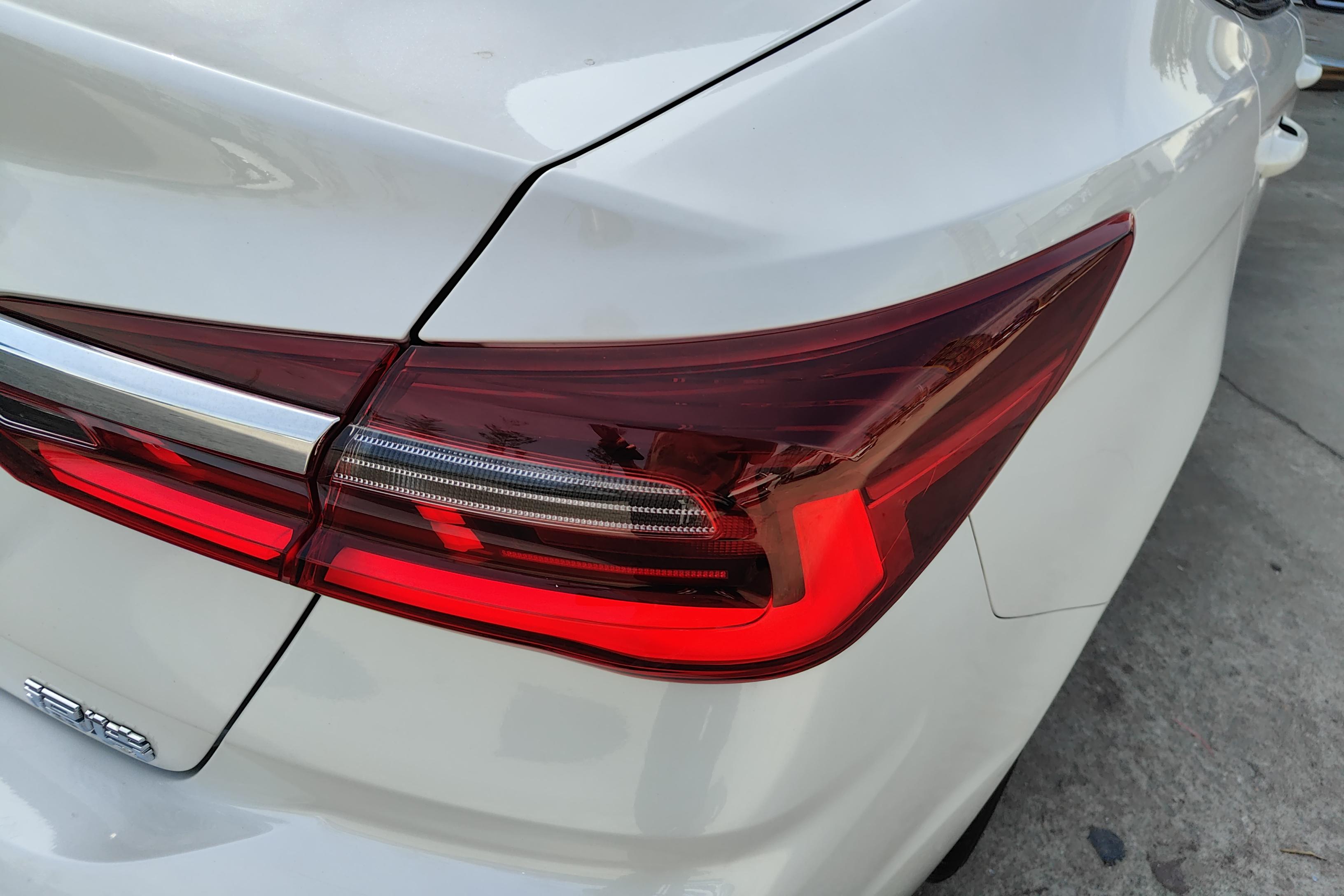 Ford Escort 2022 #9 Ford Escort 2022 car image #9