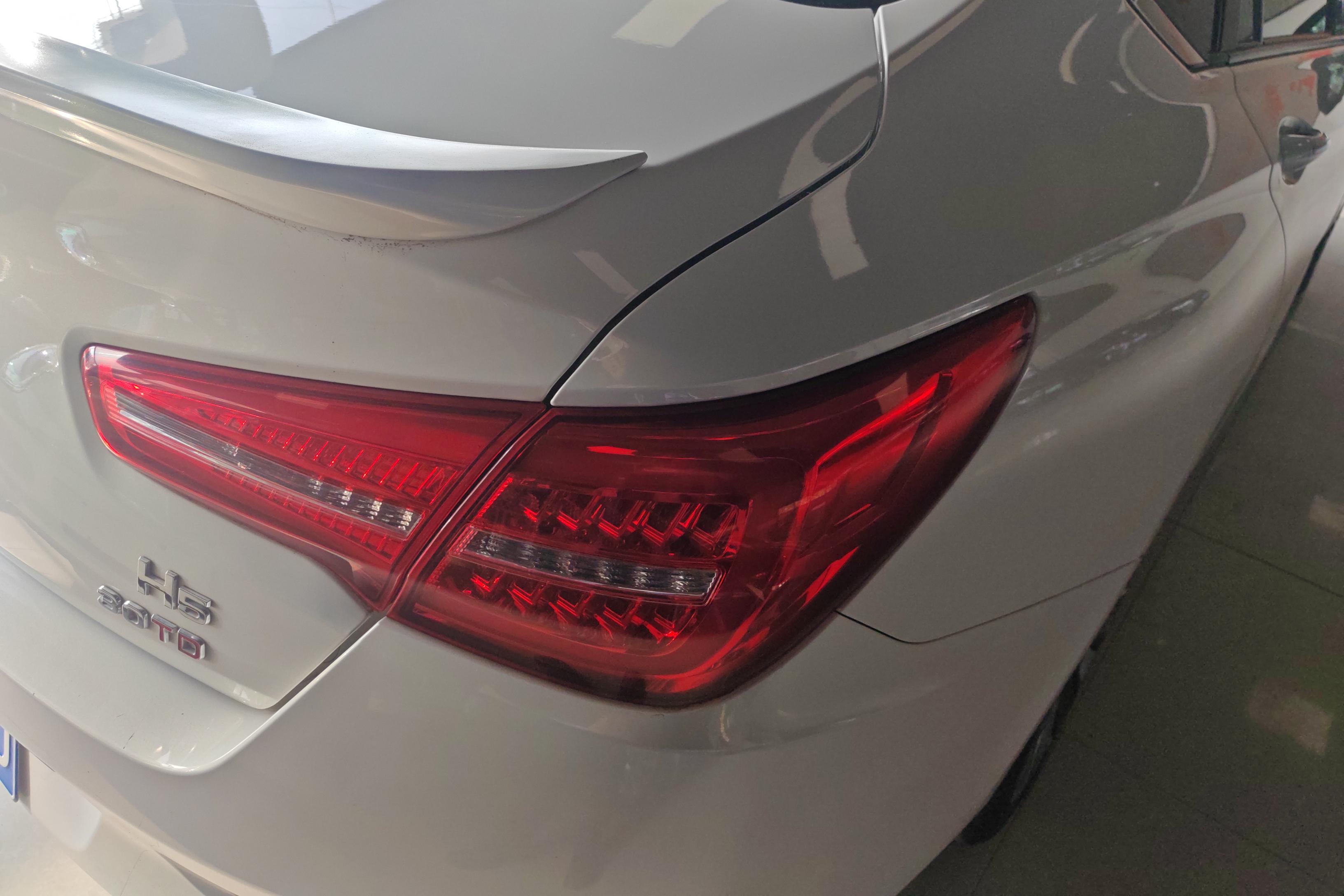 HongQi H5 2021 #9 HongQi H5 2021 car image #9